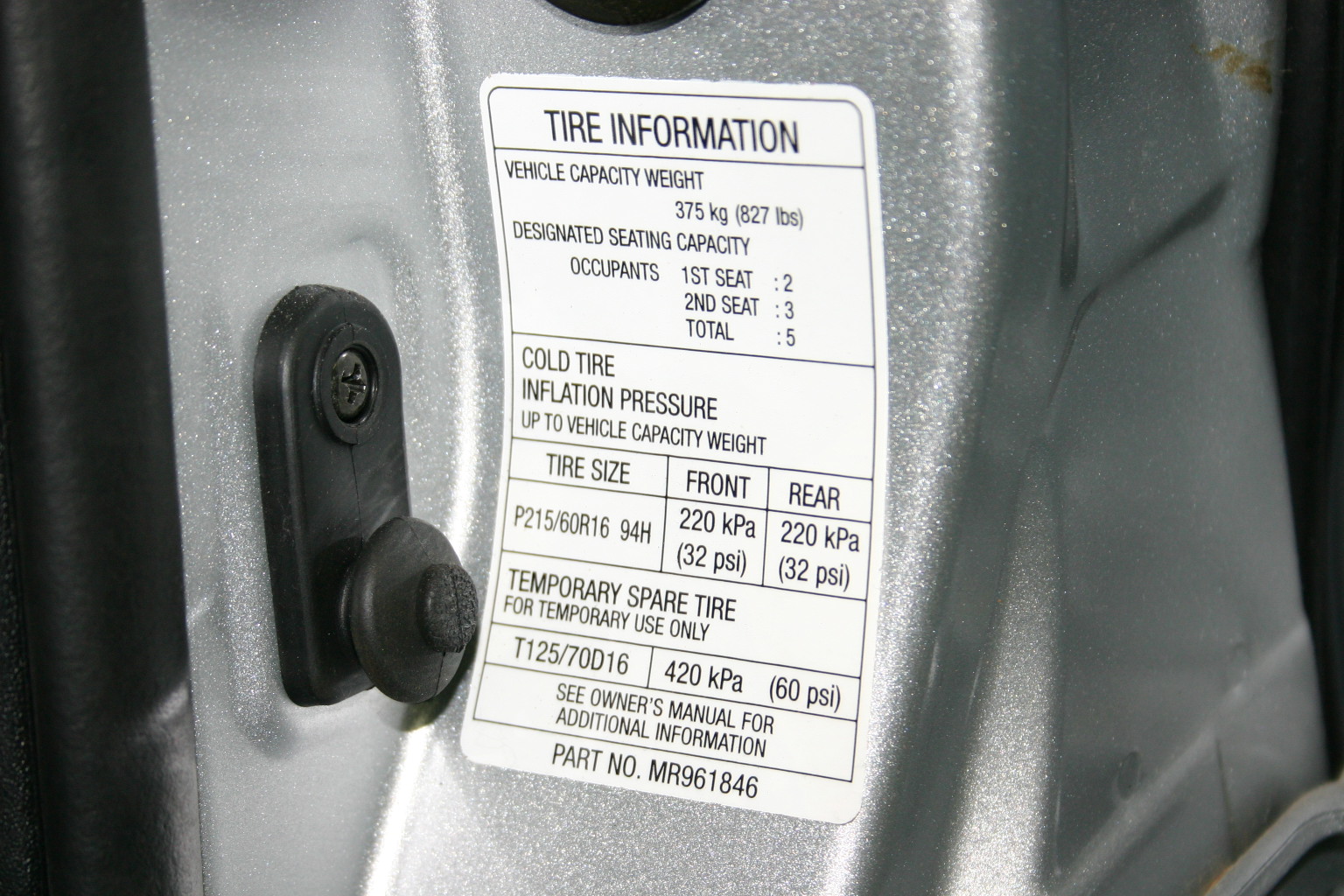 2004 MITSUBISHI GALANT crash image 2