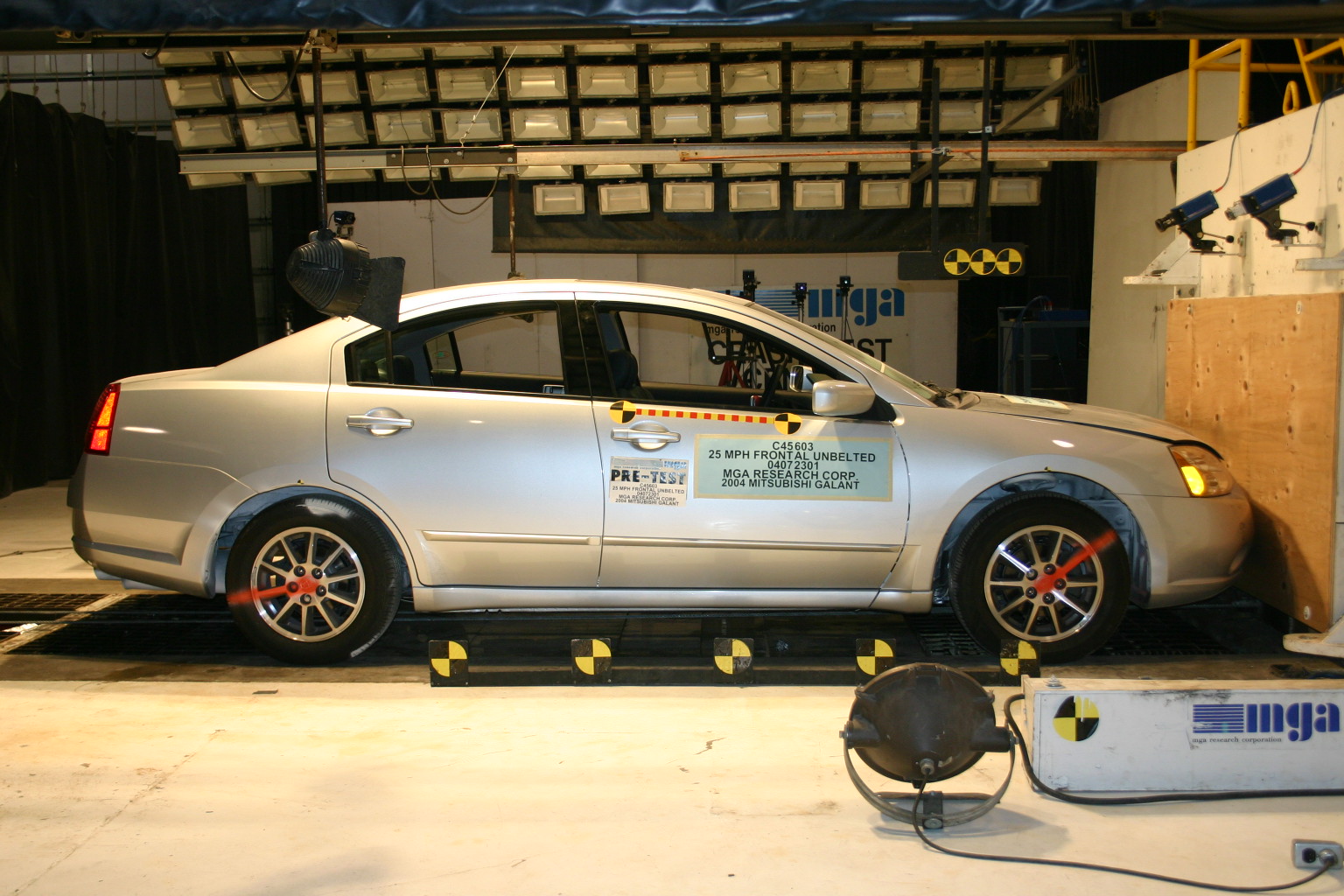 2004 MITSUBISHI GALANT crash image 7