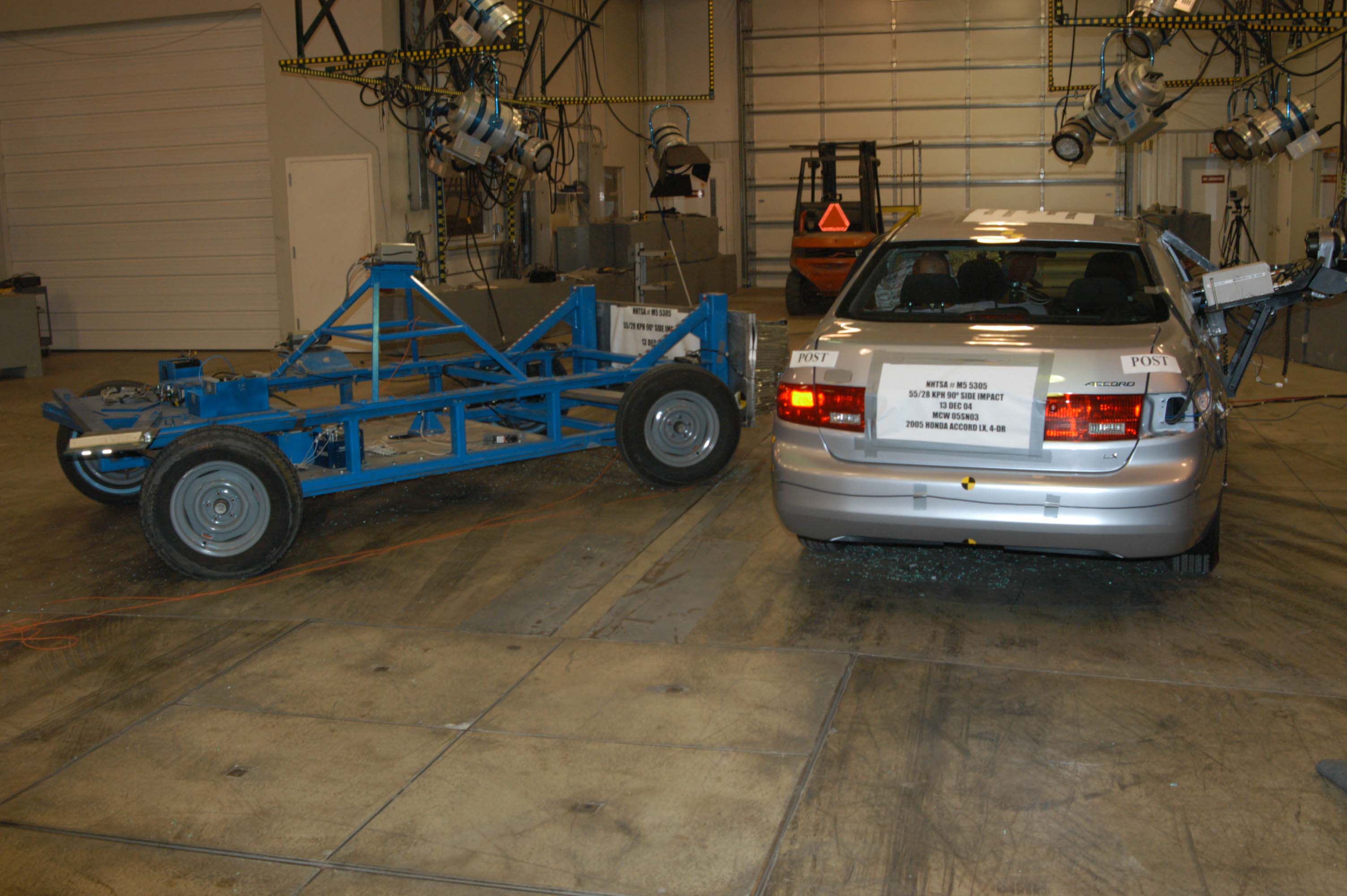 2005 HONDA ACCORD crash image 8