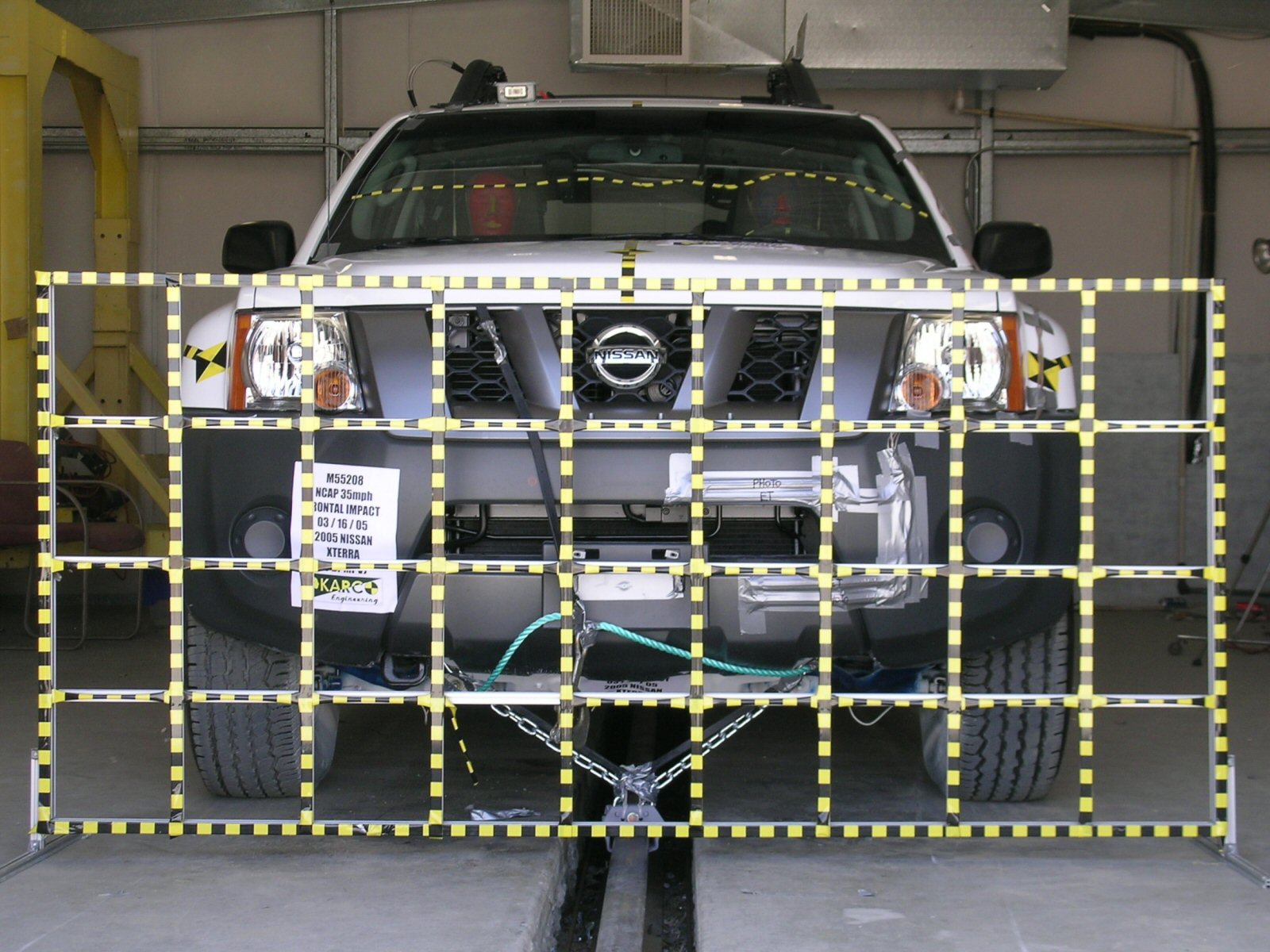 2005 NISSAN XTERRA crash image