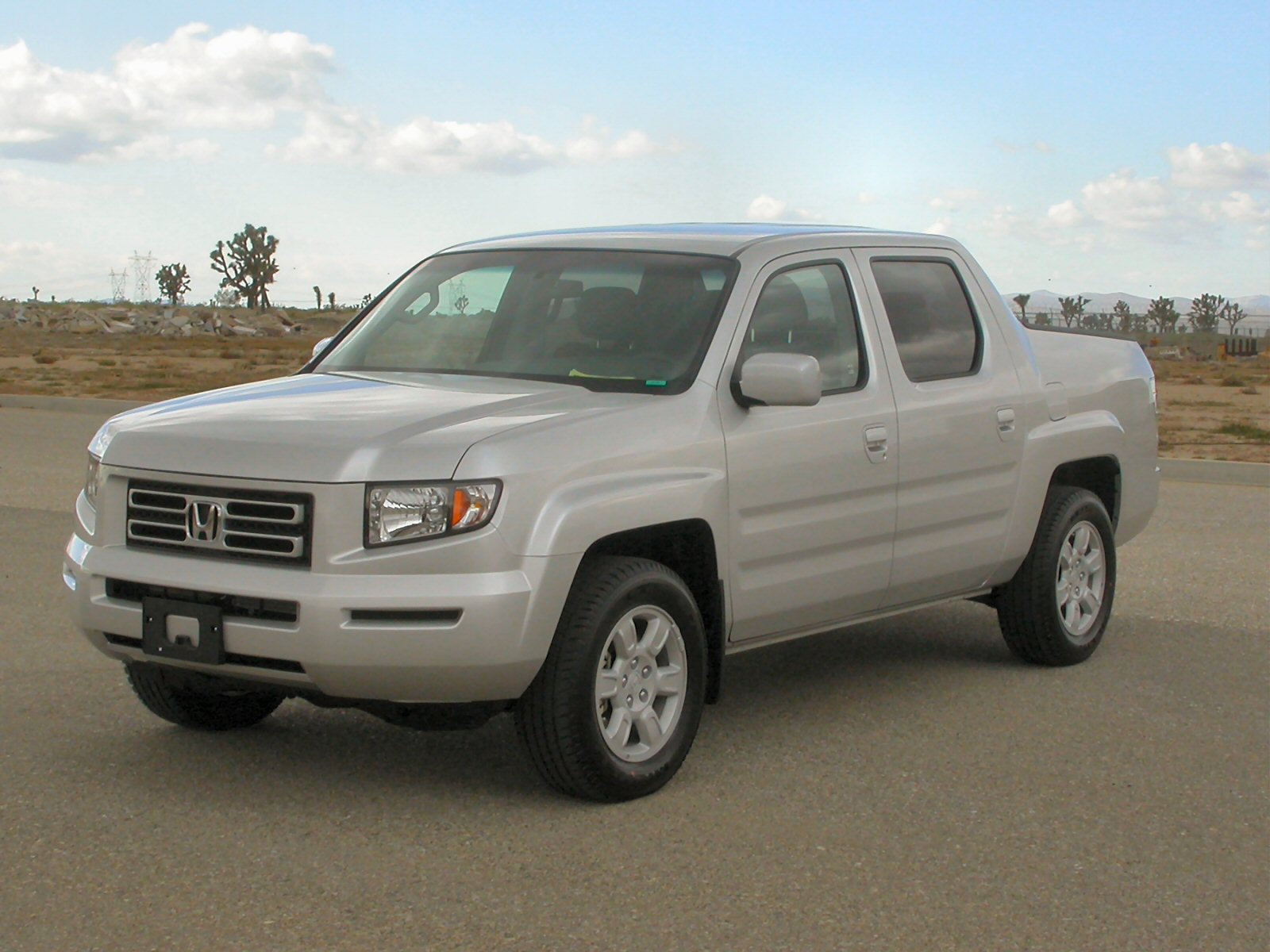 2006 HONDA RIDGELINE crash image