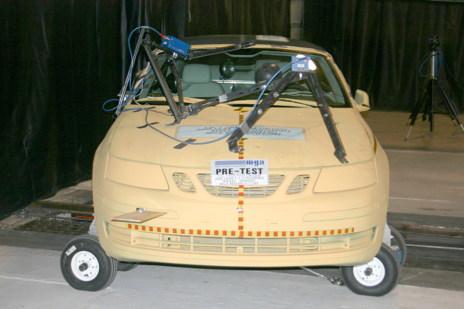 2005 SAAB 9-3 crash image