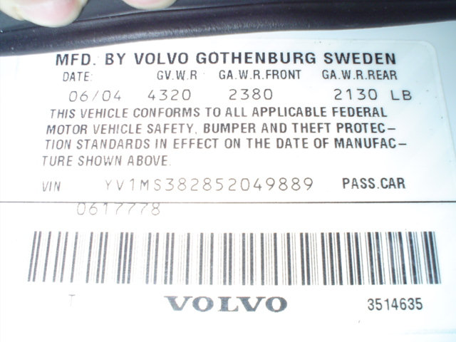 2005 VOLVO S40 crash image