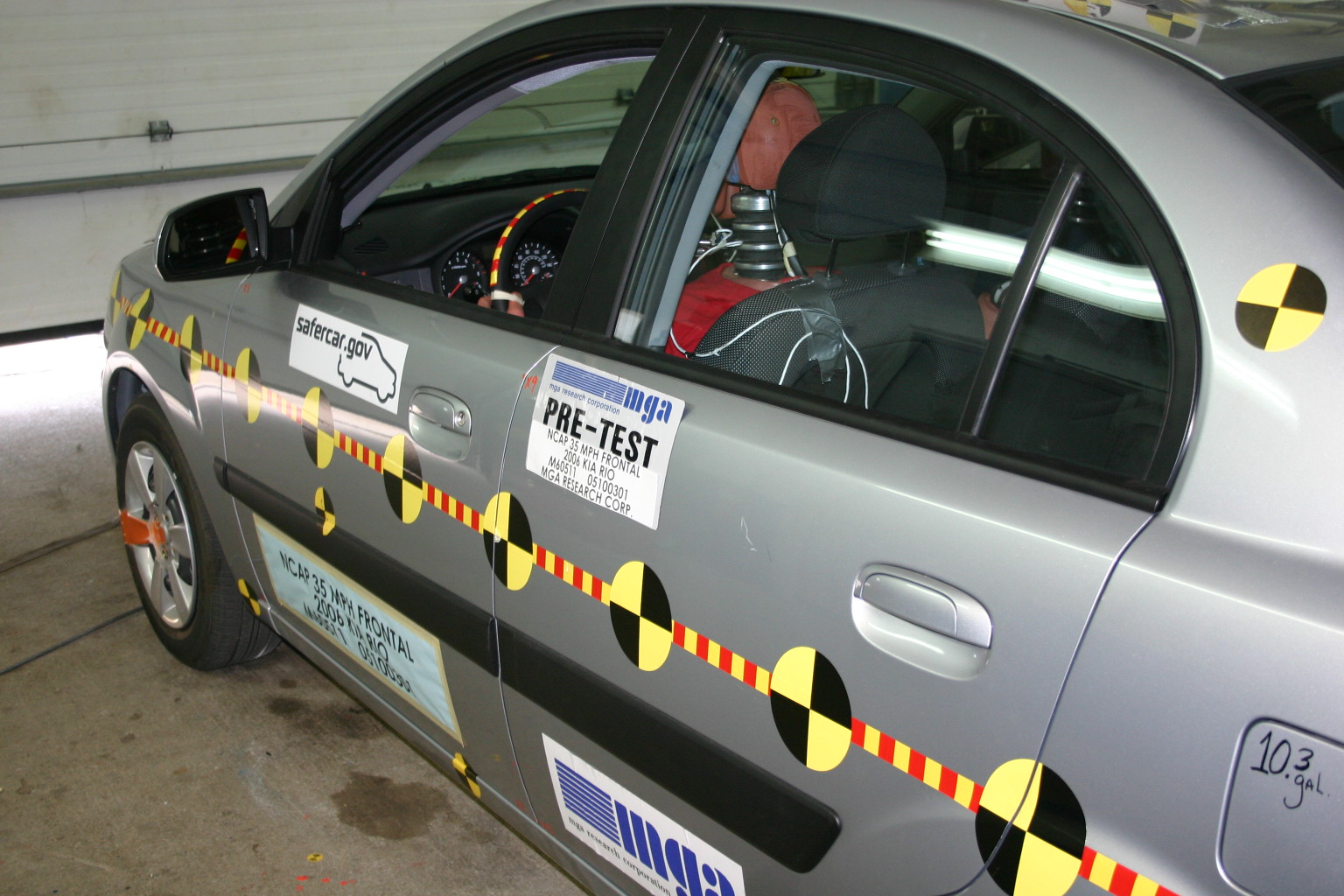 2006 KIA RIO crash image 16