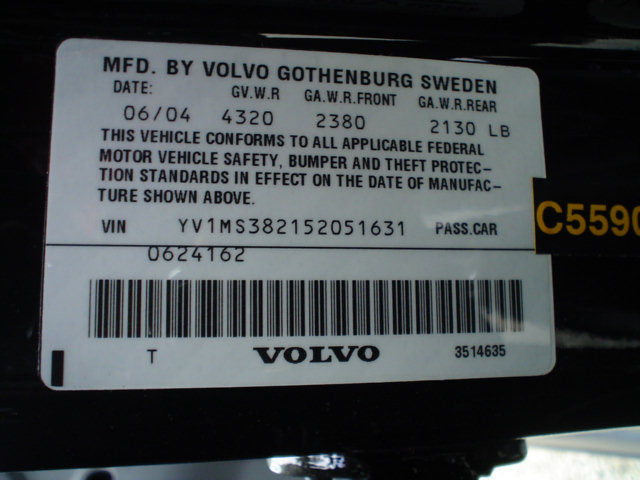 2005 VOLVO S40 crash image