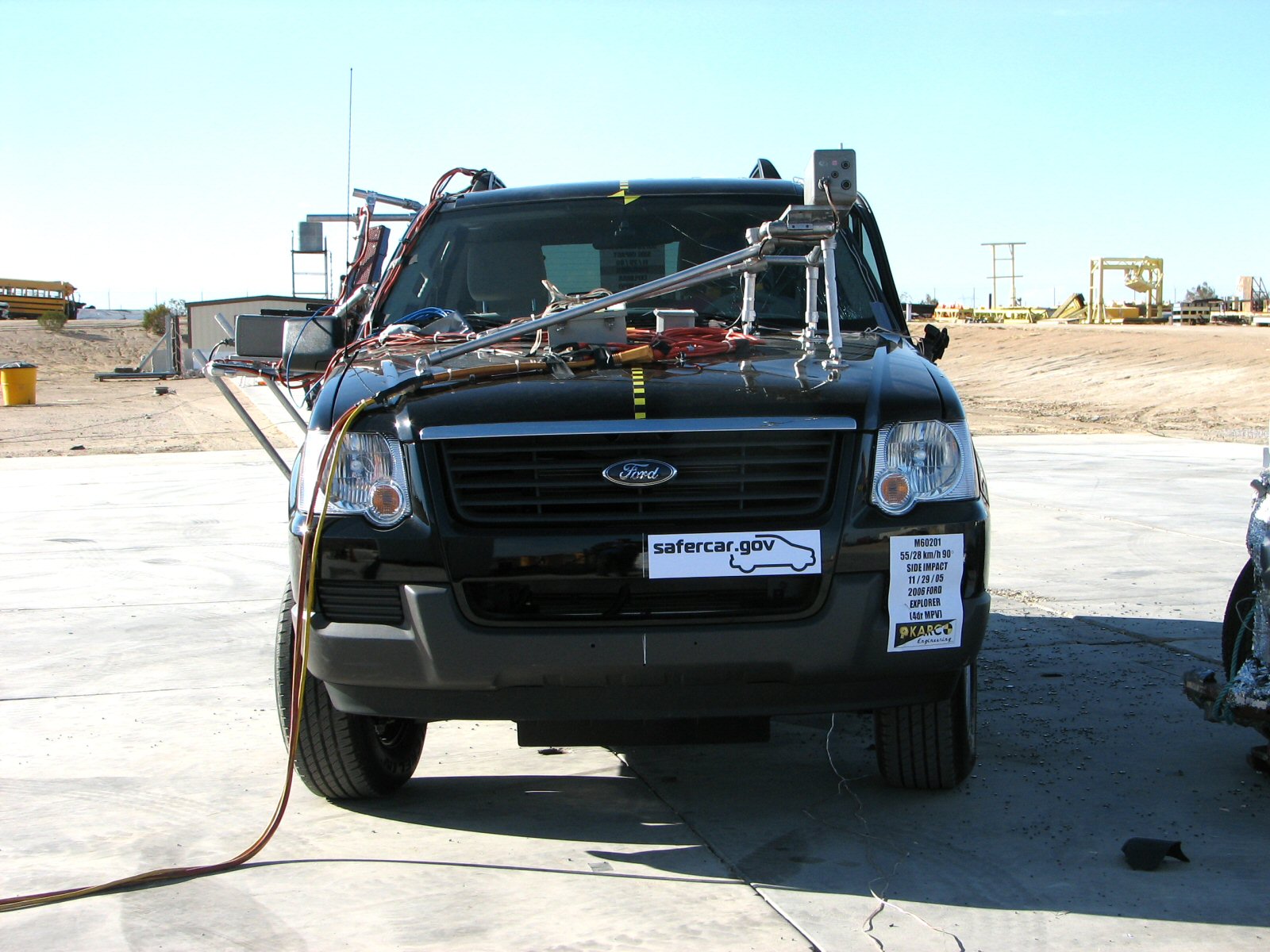 2006 FORD EXPLORER crash image 6