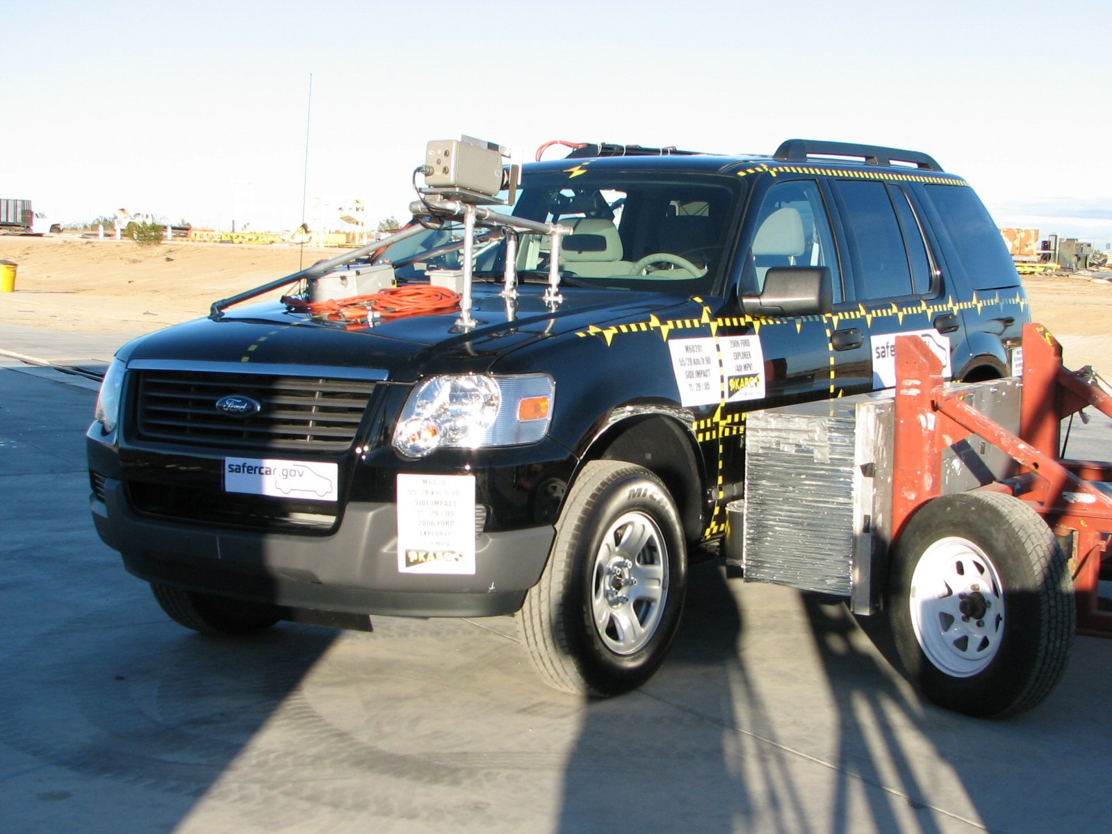 2006 FORD EXPLORER crash image 7