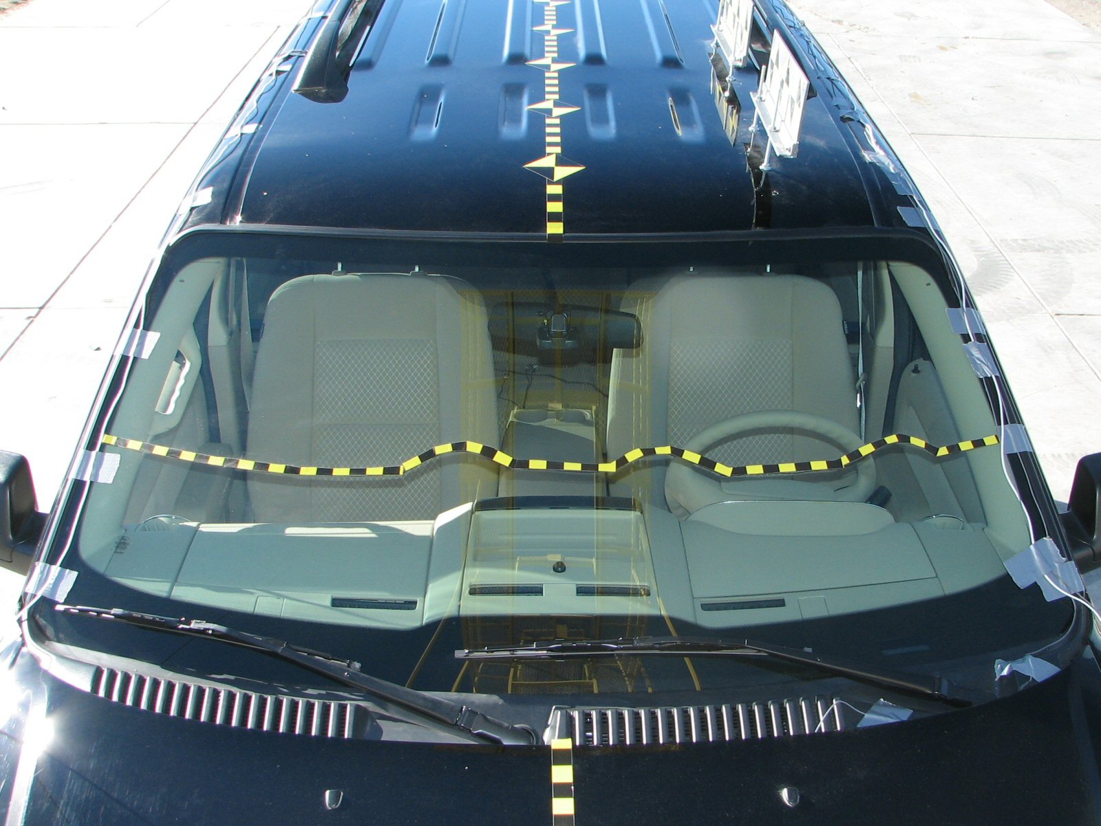 2006 FORD EXPLORER crash image 18