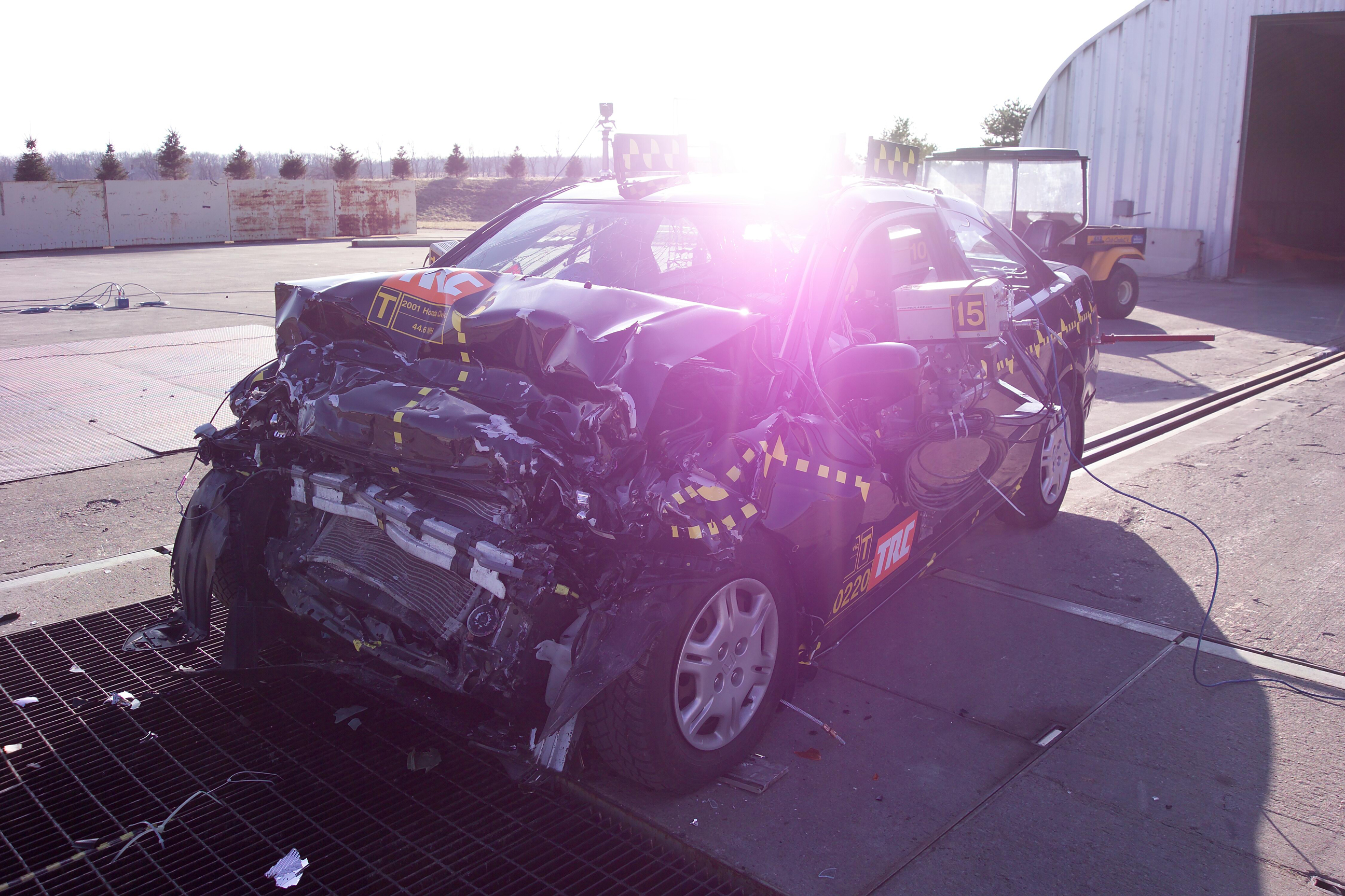 2005 CHRYSLER TOWN AND COUNTRY crash image 17