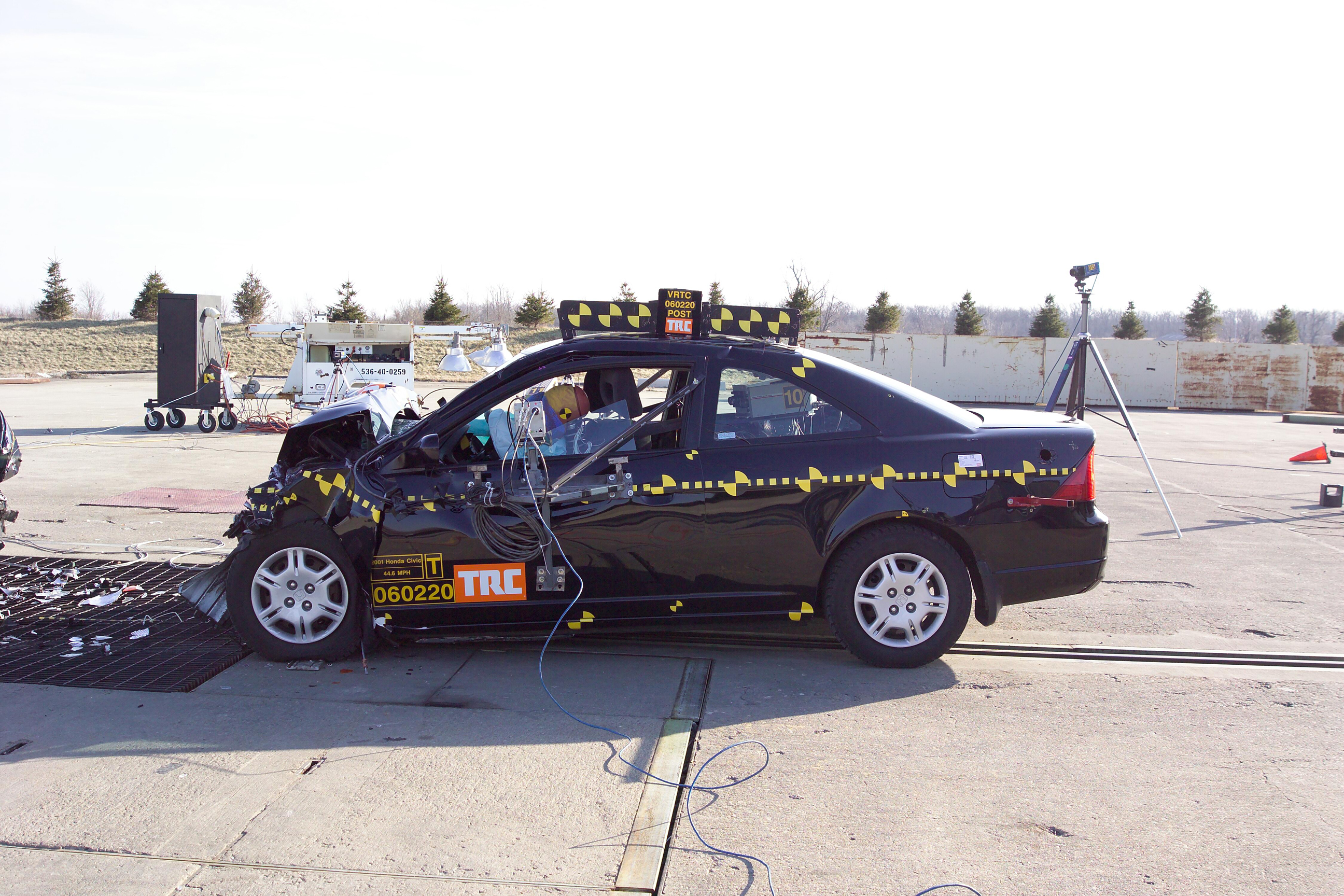 2005 CHRYSLER TOWN AND COUNTRY crash image 19