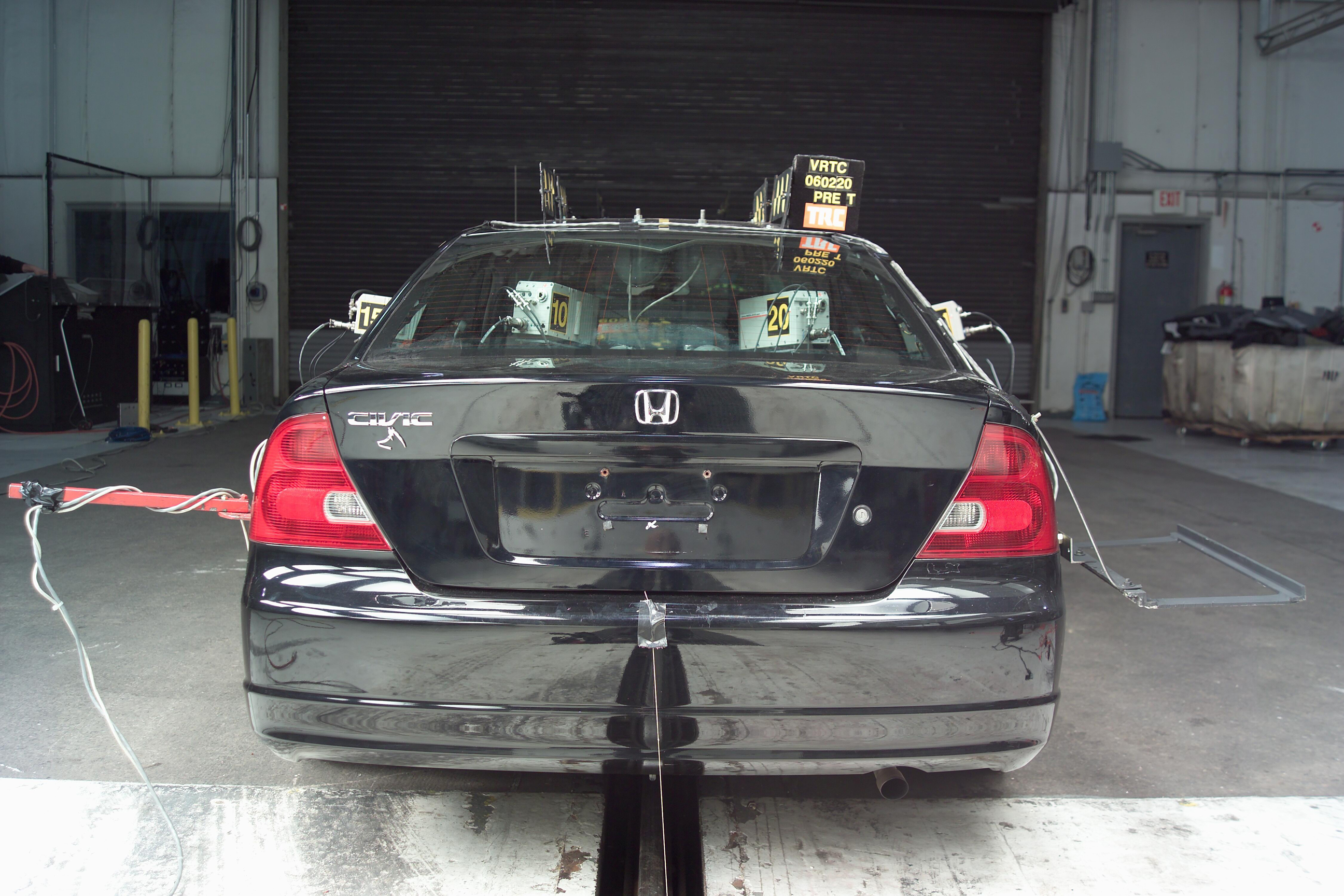 2005 CHRYSLER TOWN AND COUNTRY crash image 22