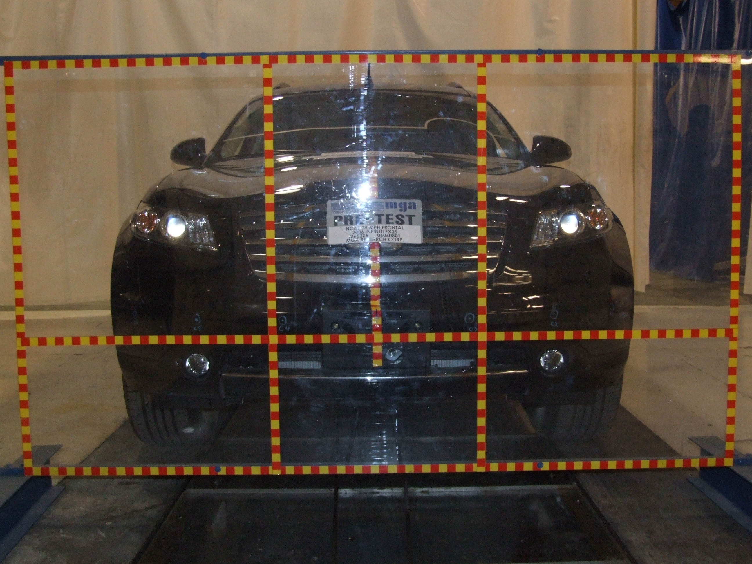2006 INFINITI FX35 crash image