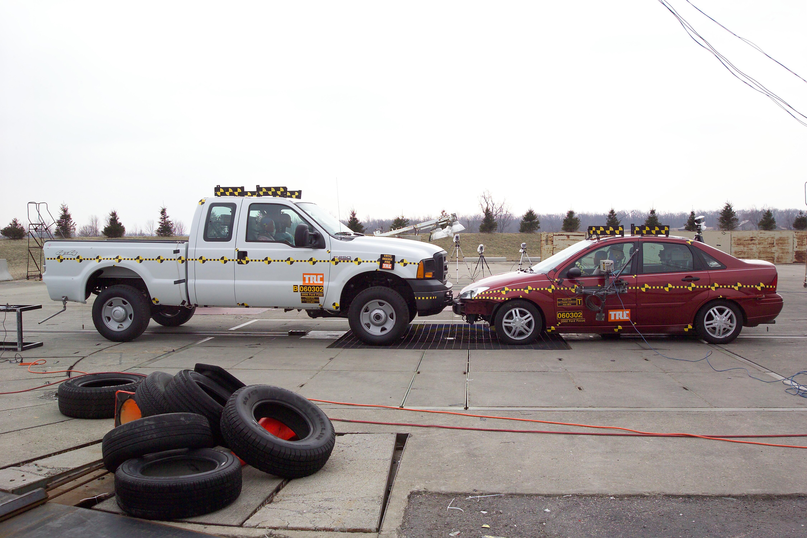 2006 FORD F250 PICKUP crash image