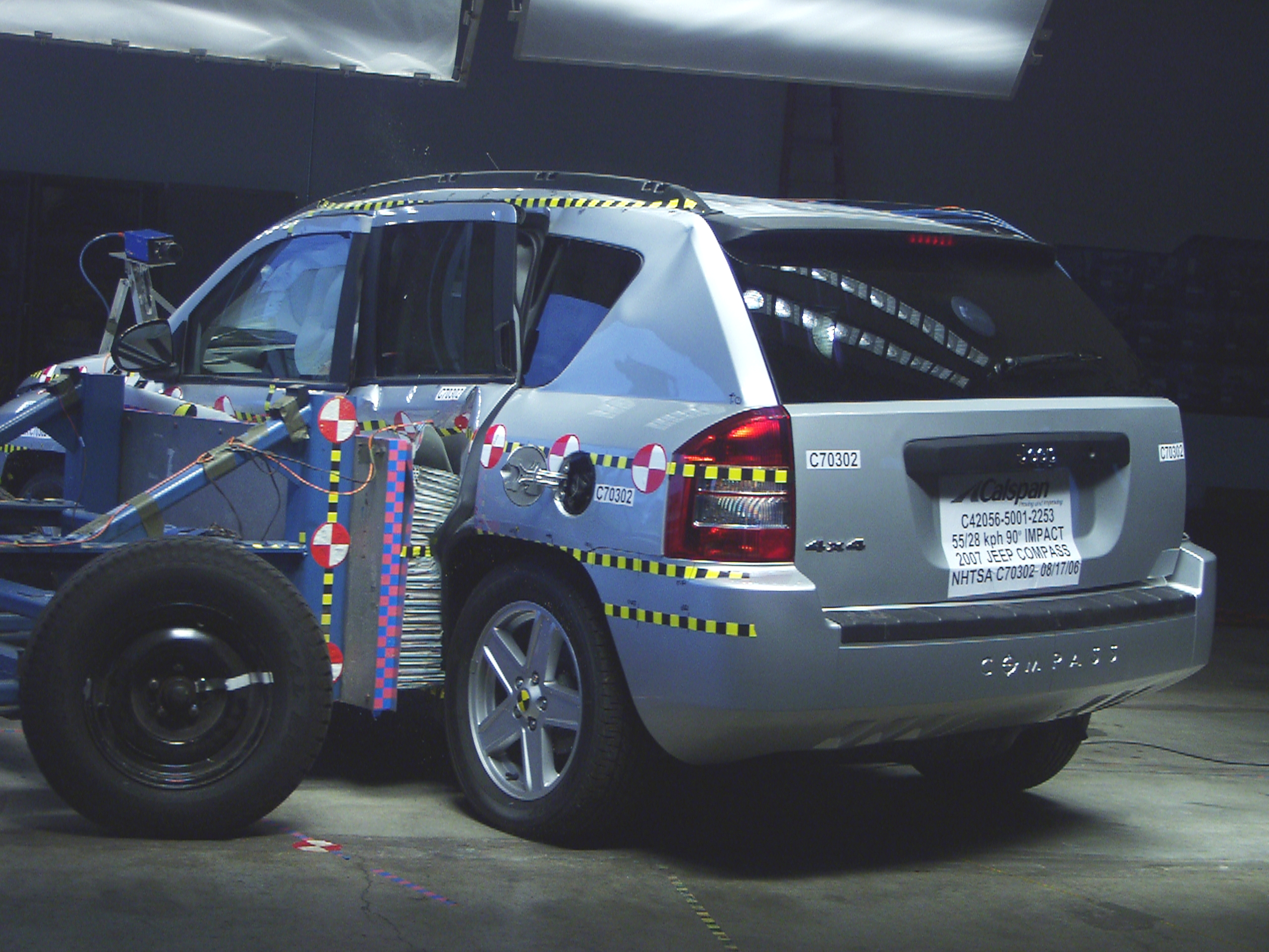 2007 JEEP COMPASS crash-test photo