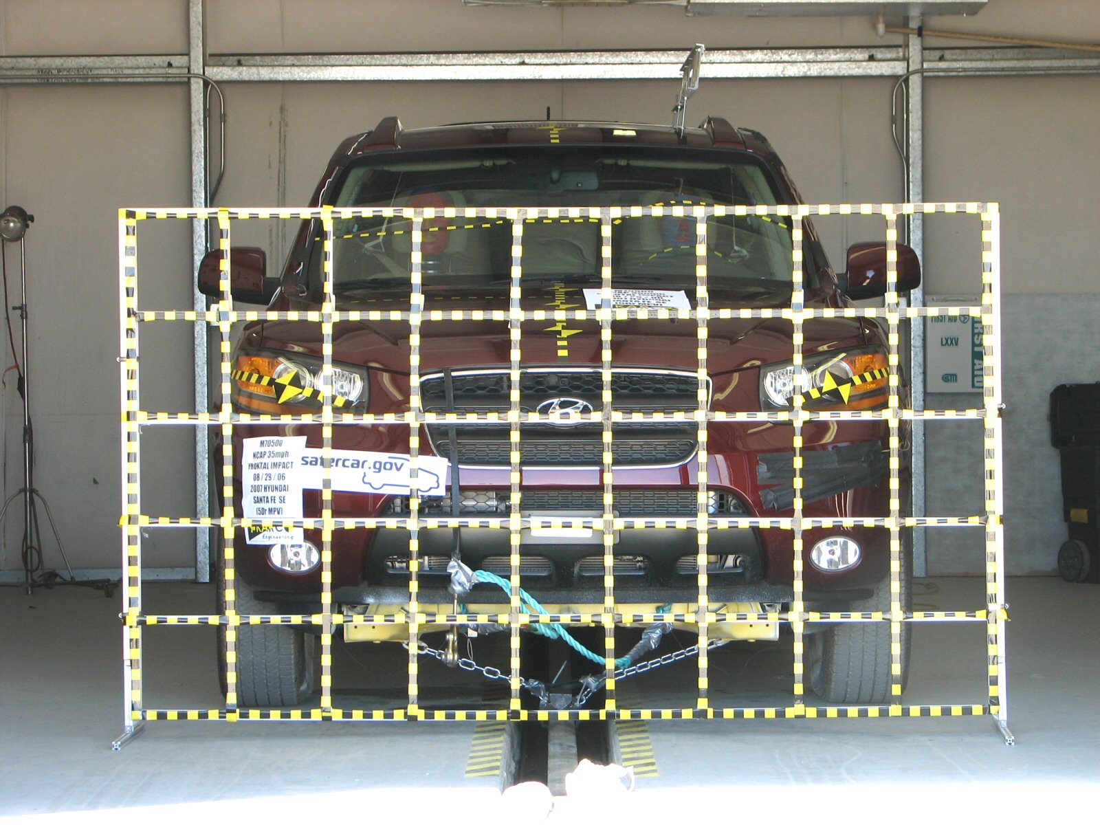 2007 HYUNDAI SANTA FE crash-test photo
