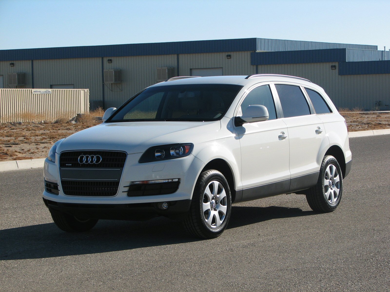 2007 AUDI Q7 crash image