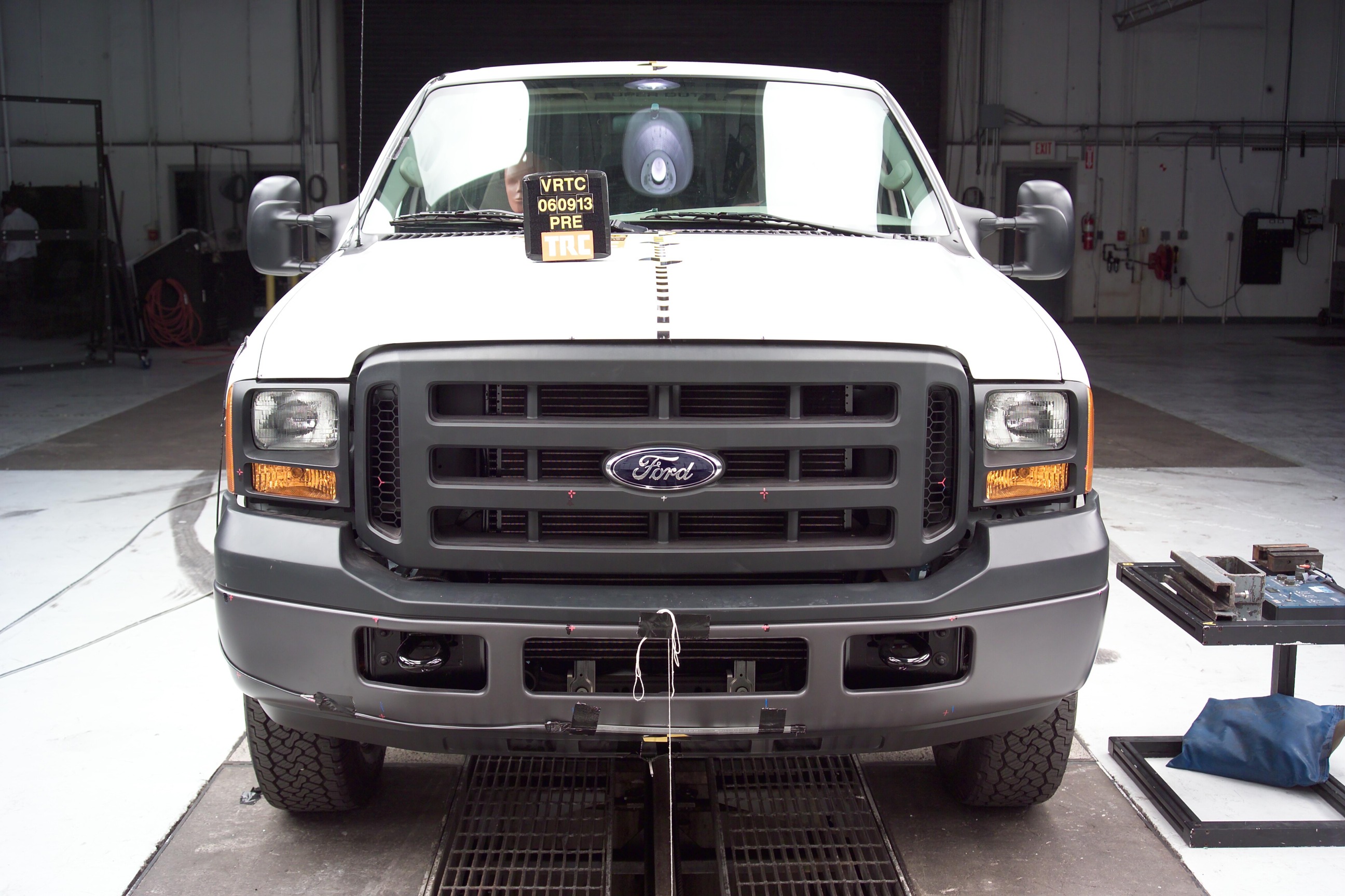 2006 FORD F250 PICKUP crash image
