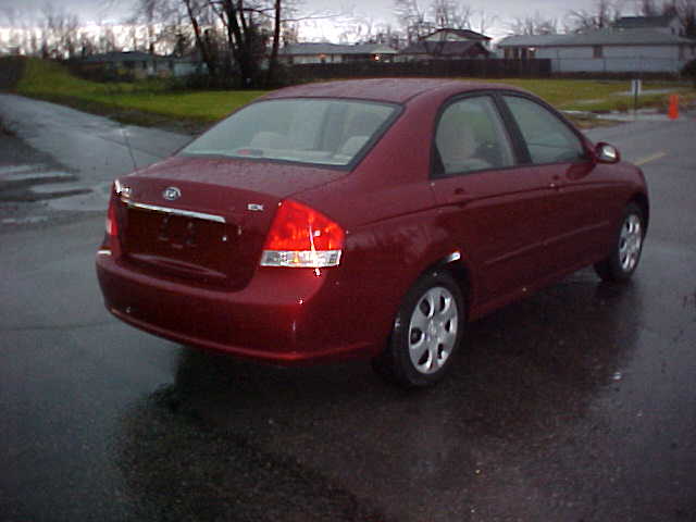 2007 KIA SPECTRA crash image 7