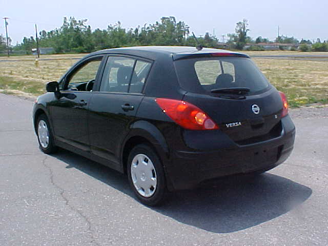 2007 NISSAN VERSA crash image