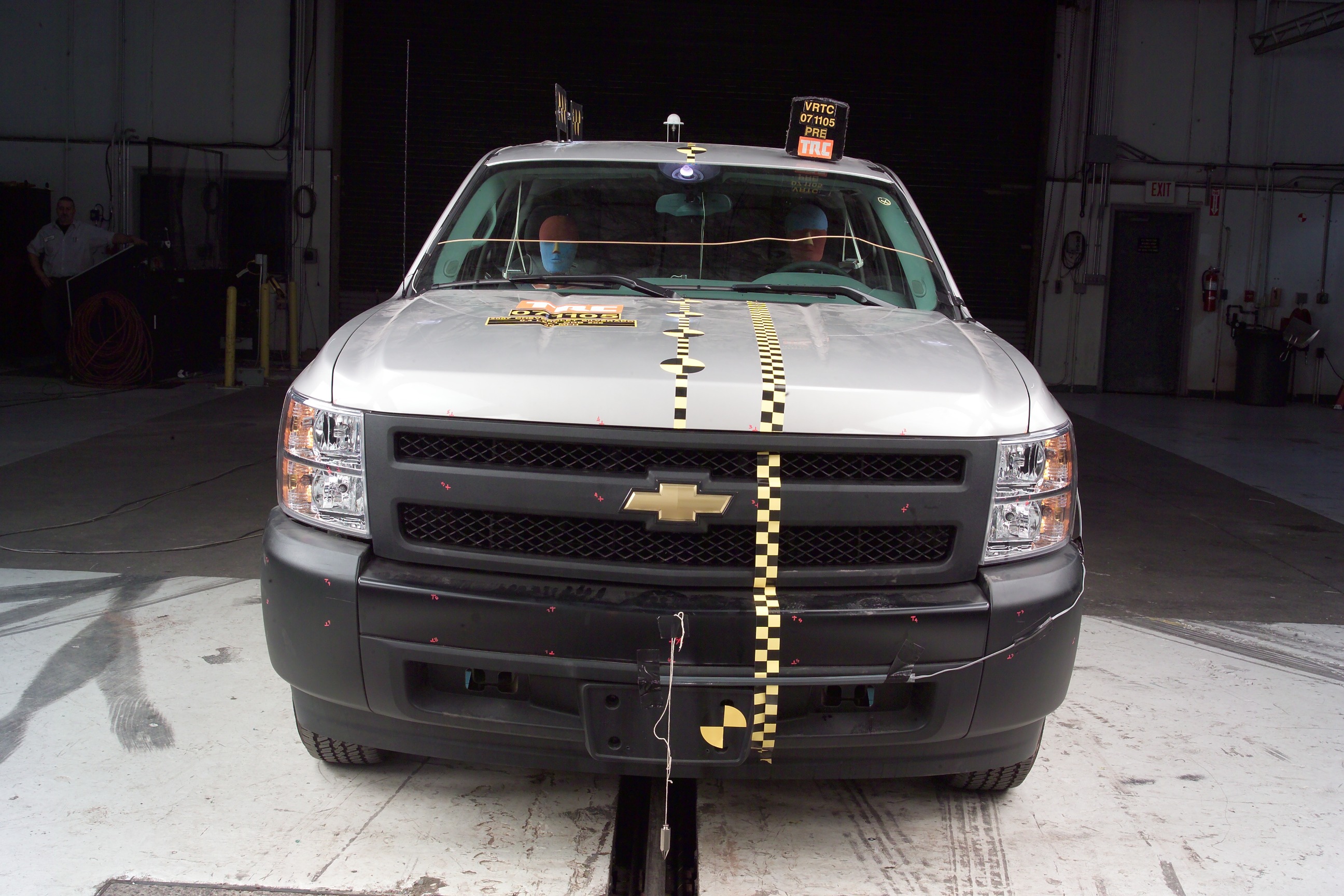 2007 CHEVROLET SILVERADO crash image
