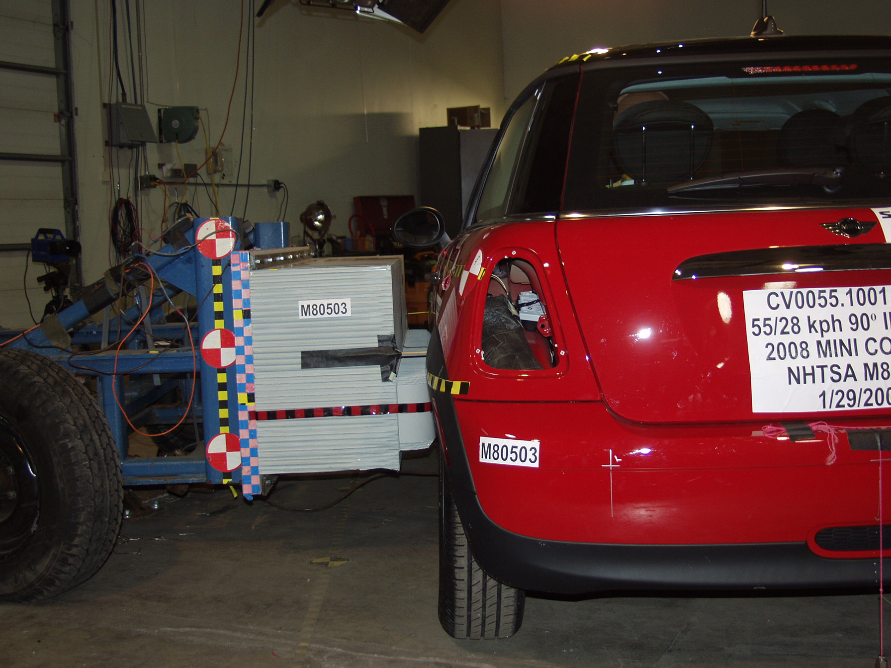 2008 MINI COOPER crash image 15