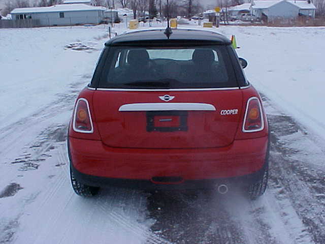 2008 MINI COOPER crash image 2