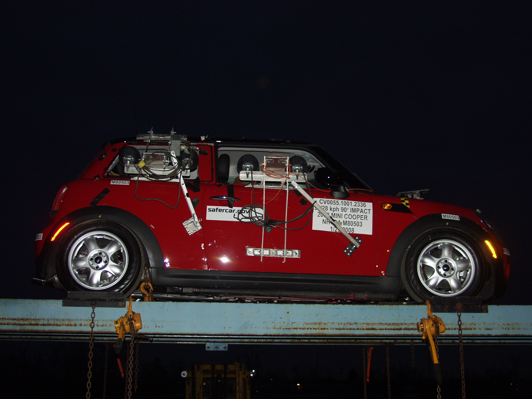 2008 MINI COOPER crash image 22