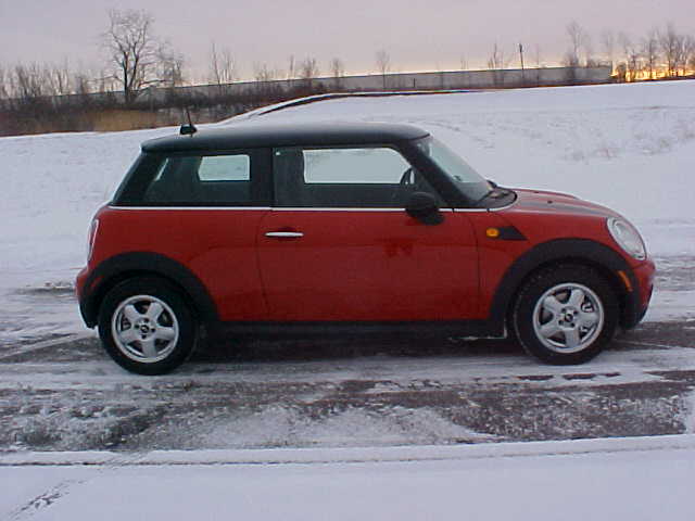2008 MINI COOPER crash image 3