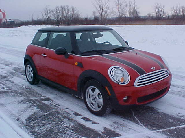 2008 MINI COOPER crash image 4