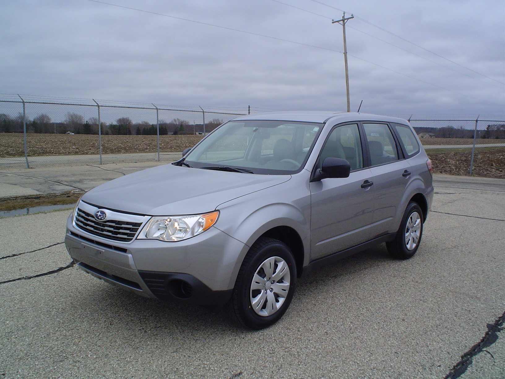 2009 SUBARU FORESTER crash-test photo