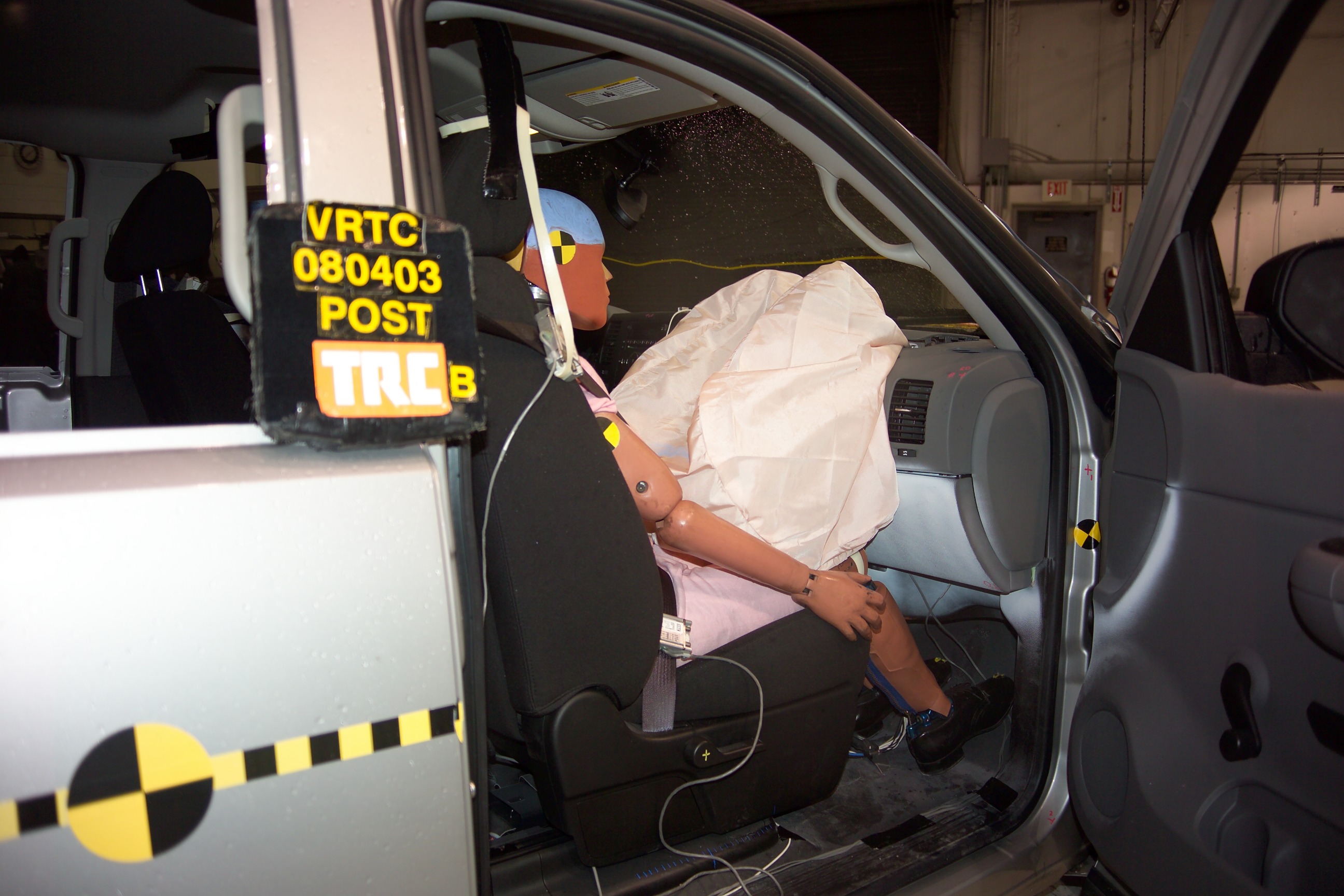 2007 CHEVROLET SILVERADO crash image 23