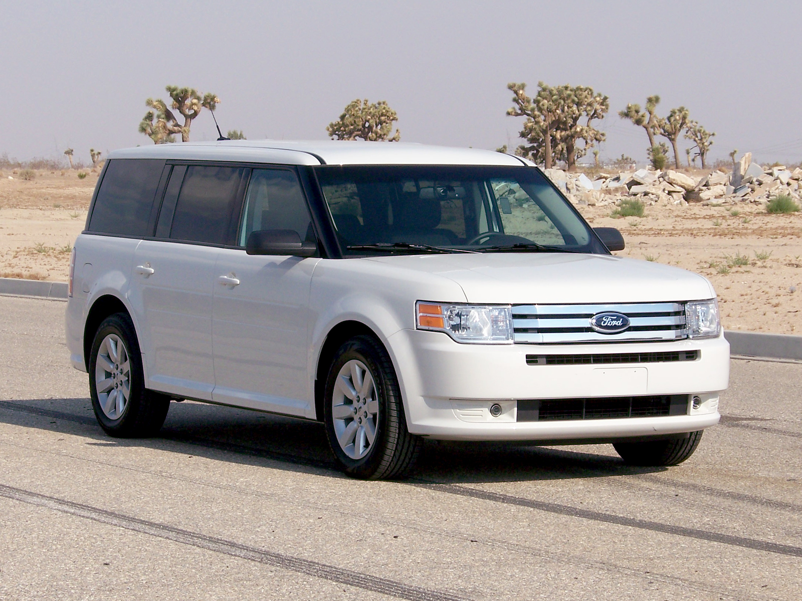 2009 FORD FLEX crash-test photo