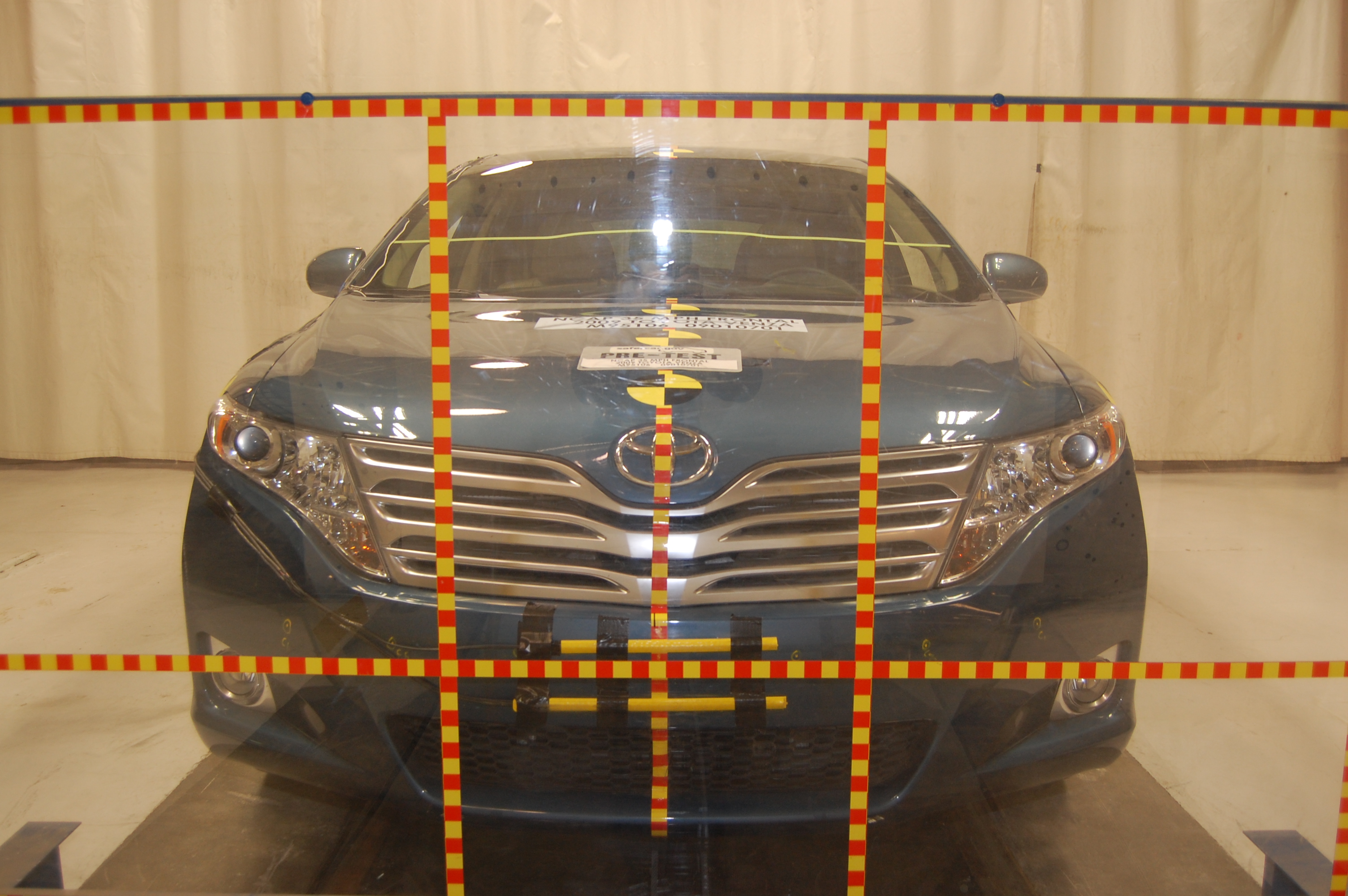 2009 TOYOTA VENZA crash-test photo