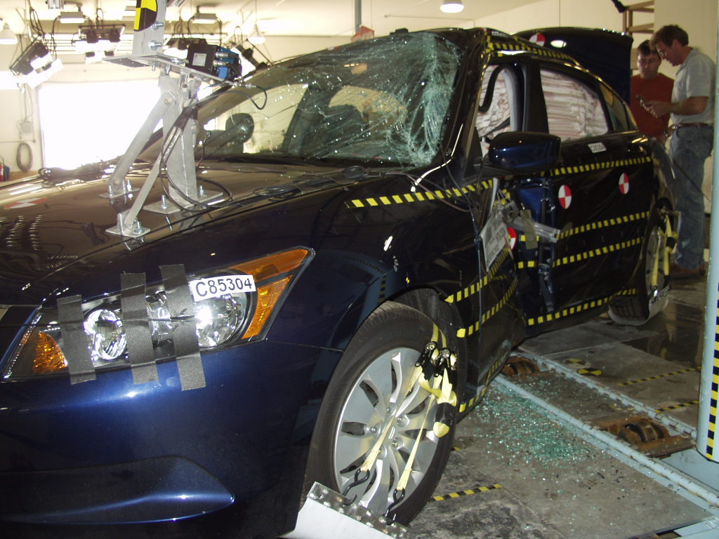 2008 HONDA ACCORD crash image 13