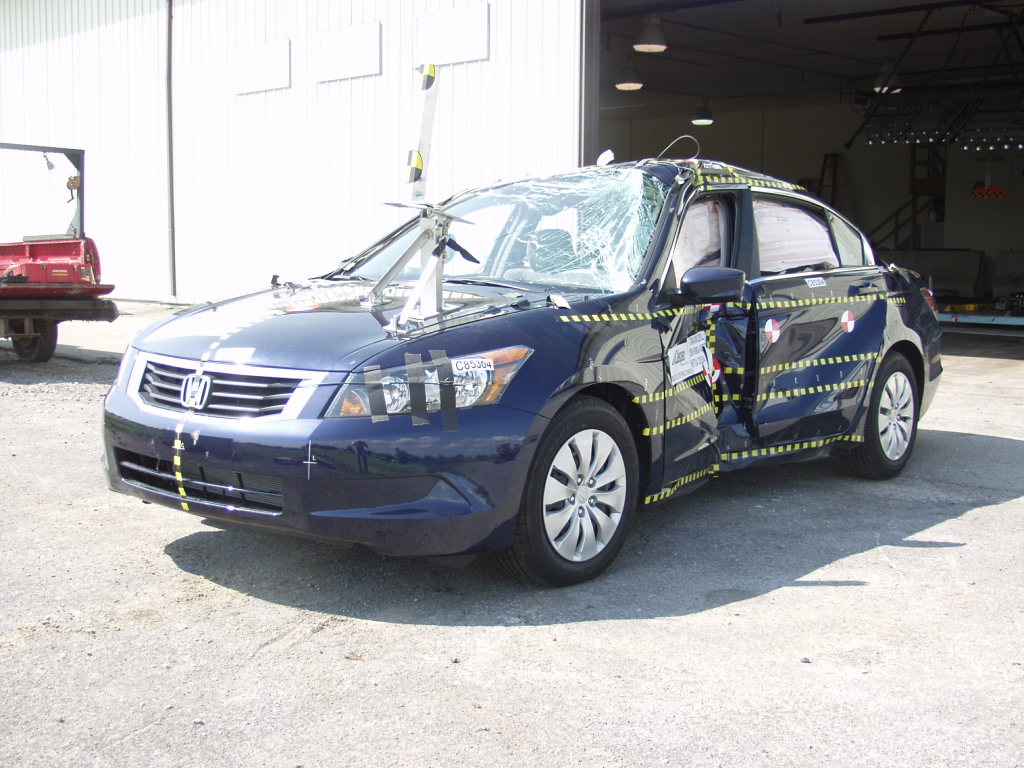 2008 HONDA ACCORD crash image 19