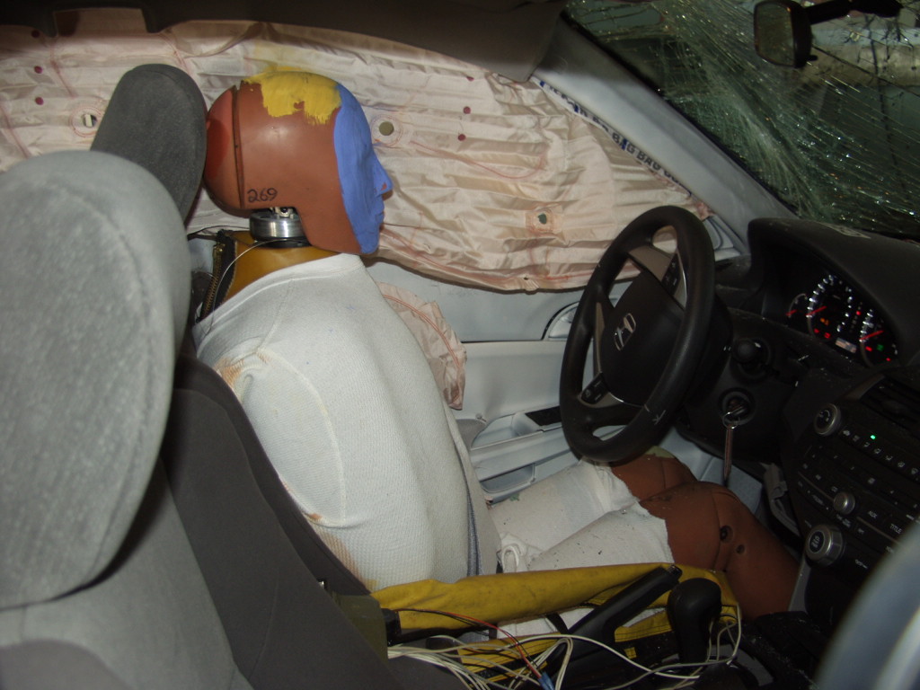 2008 HONDA ACCORD crash image 23
