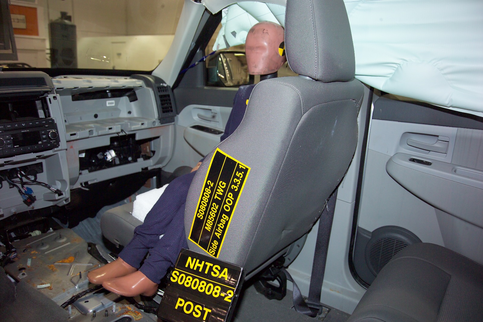 2008 JEEP LIBERTY crash image 7