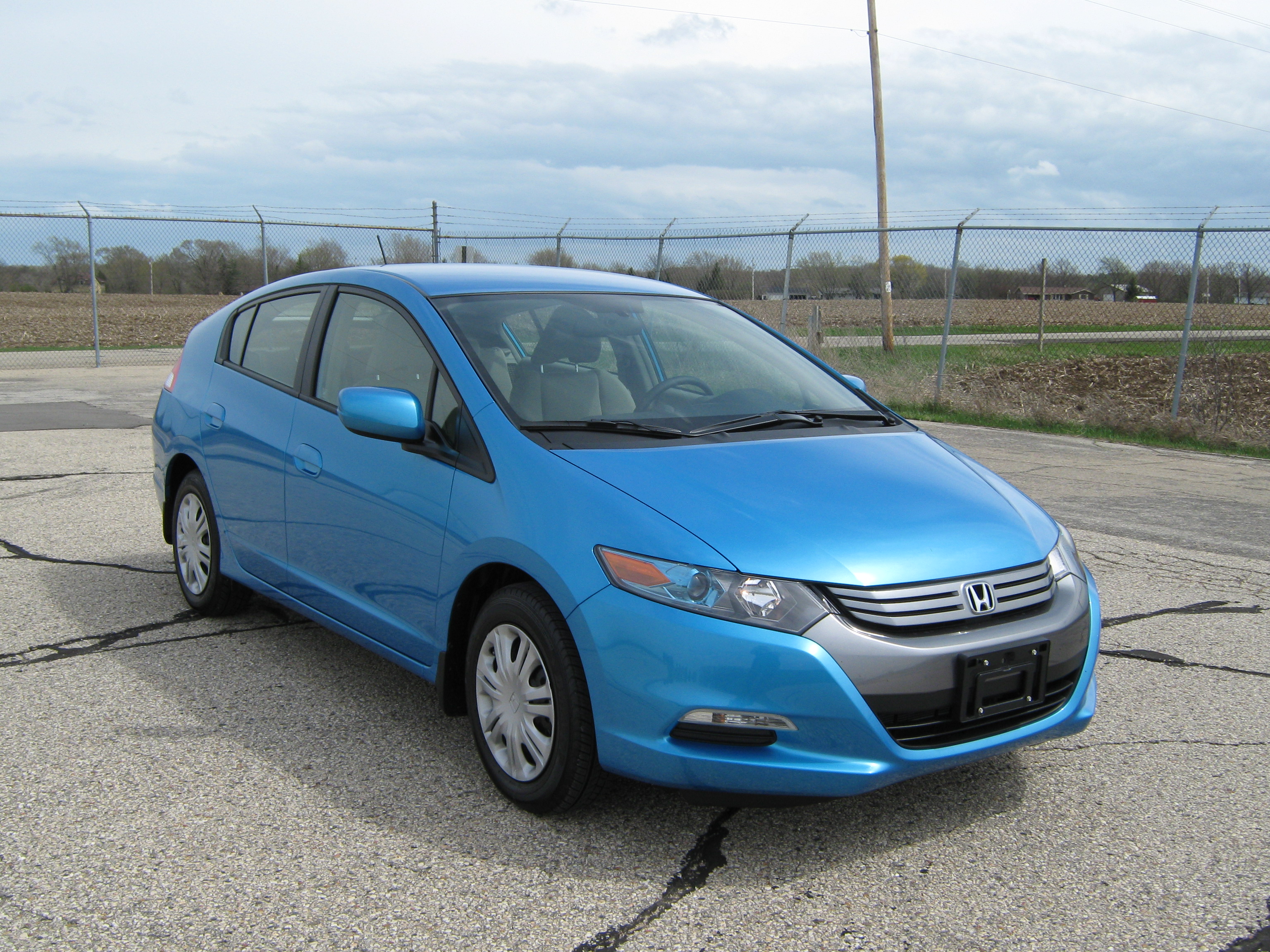 2010 HONDA INSIGHT crash-test photo