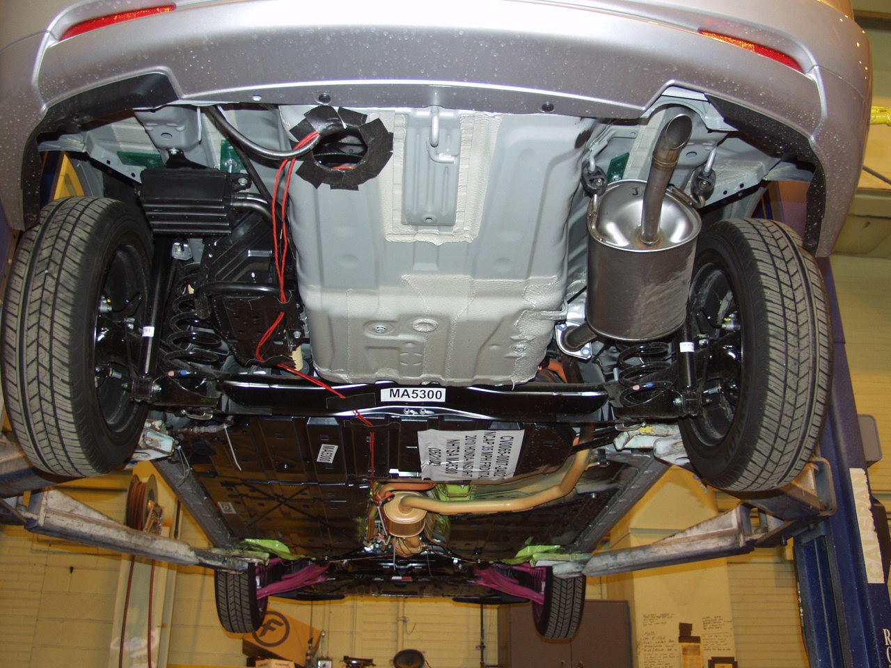 2010 HONDA INSIGHT crash image 16
