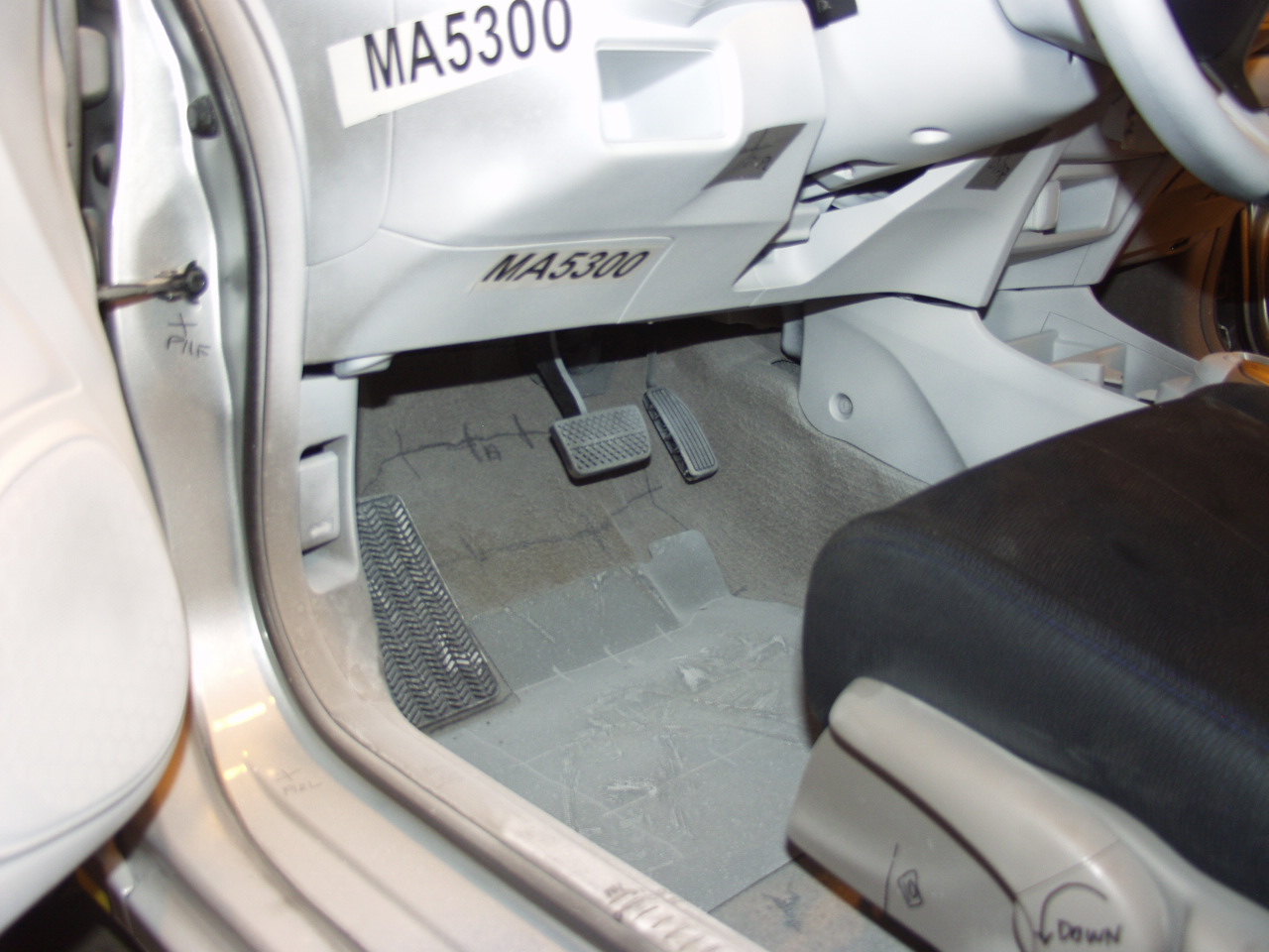 2010 HONDA INSIGHT crash image 18