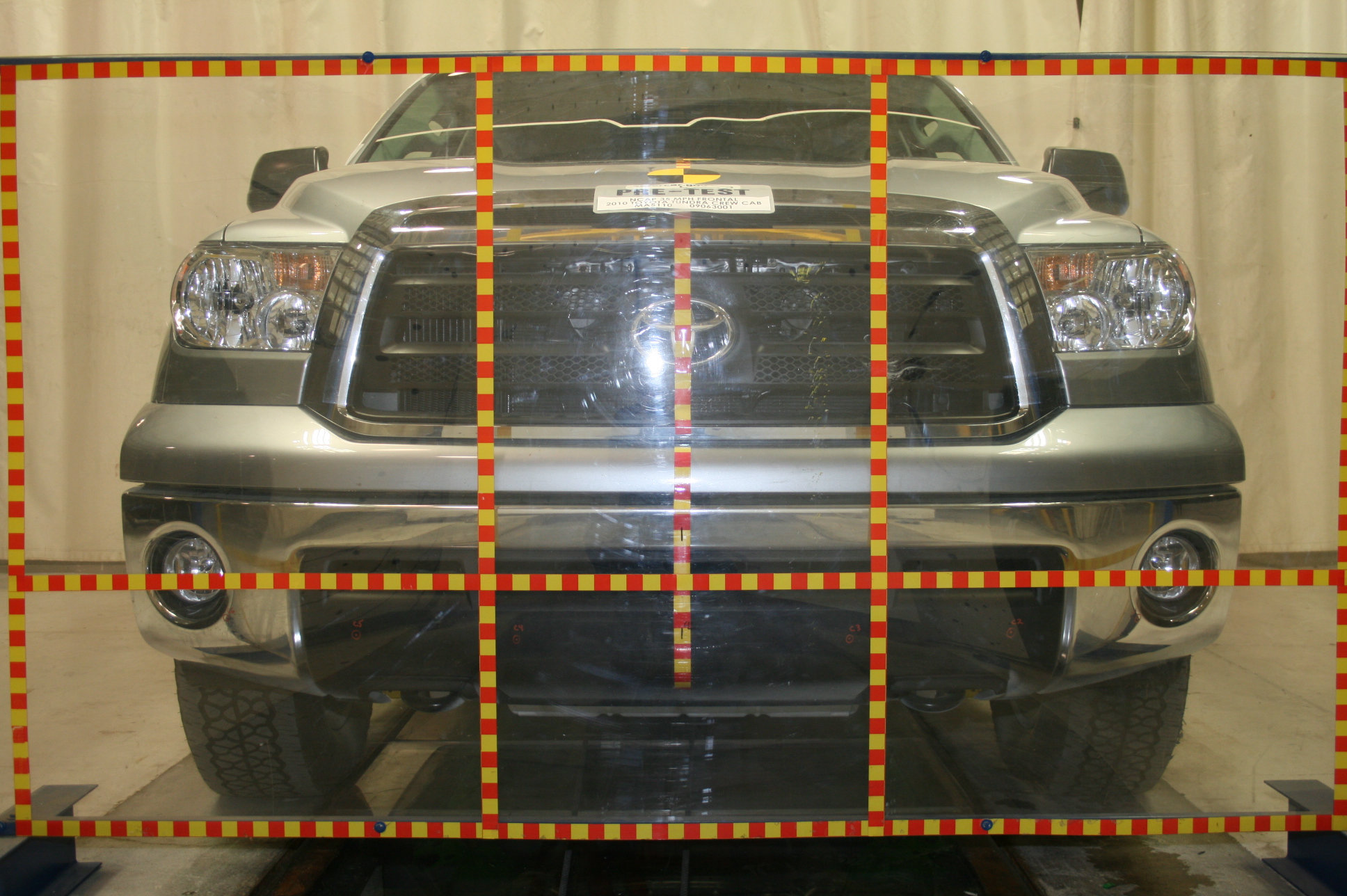 2010 TOYOTA TUNDRA crash image