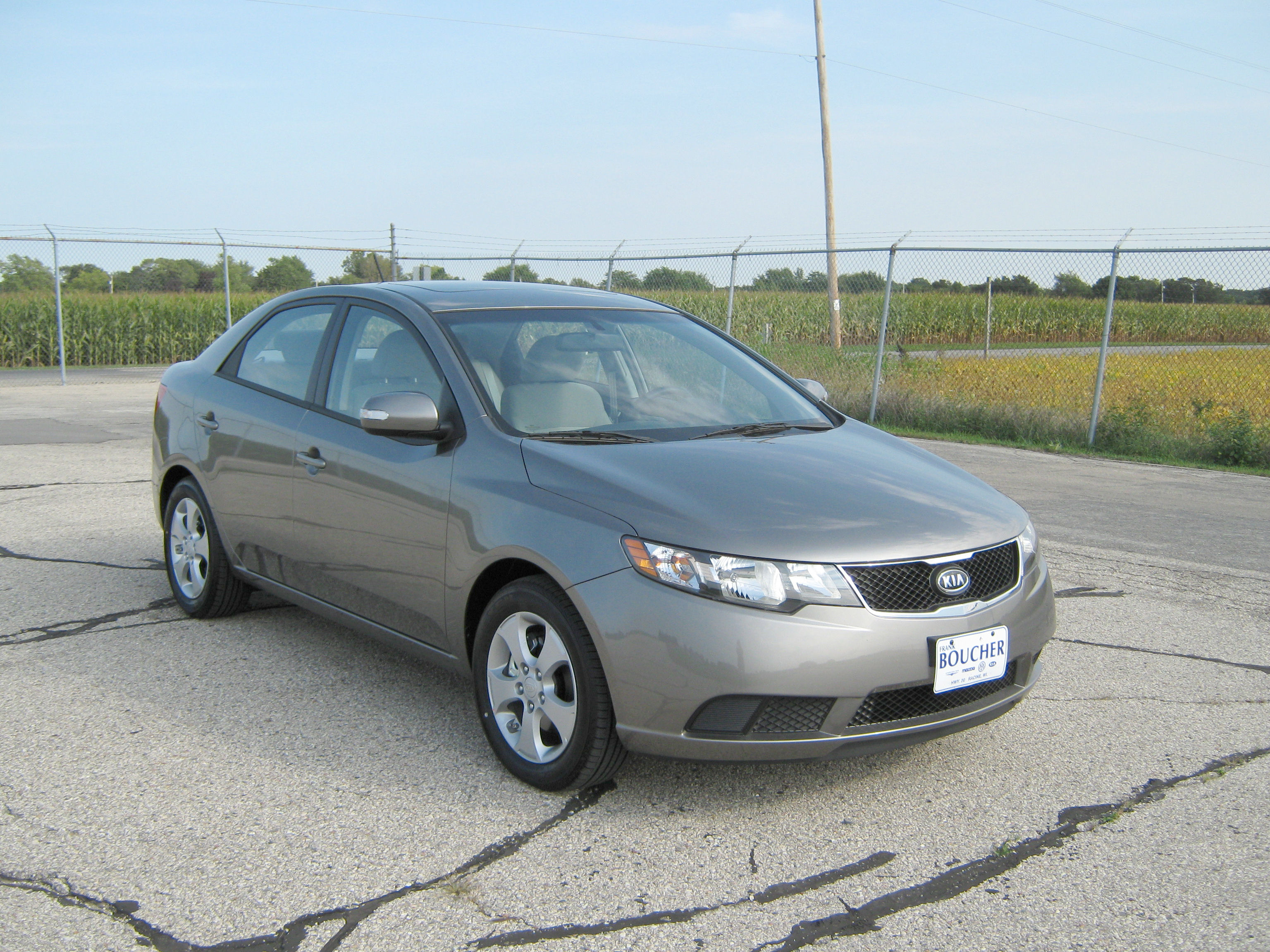 2010 KIA FORTE crash image