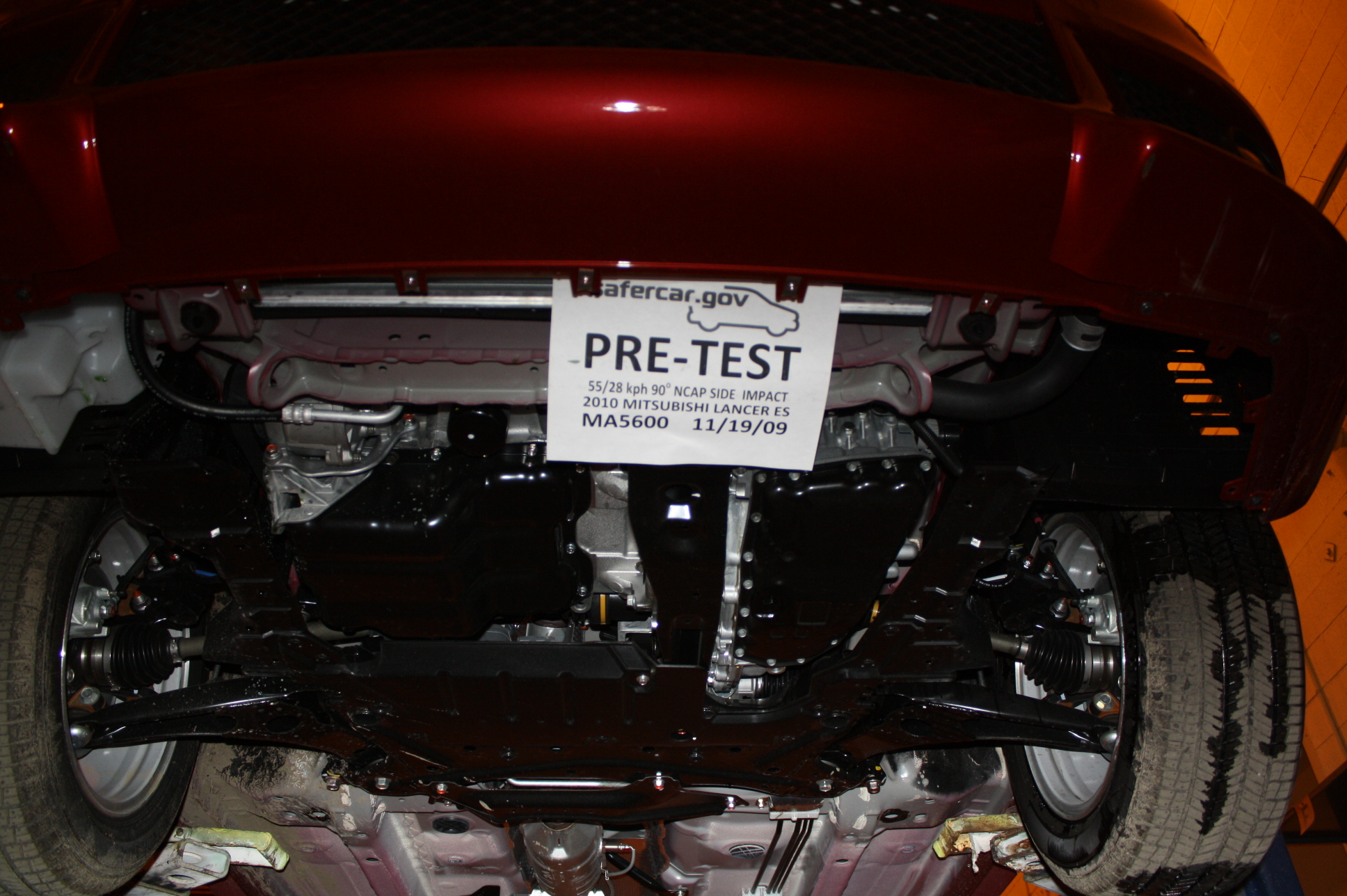 2010 MITSUBISHI LANCER crash-test photo