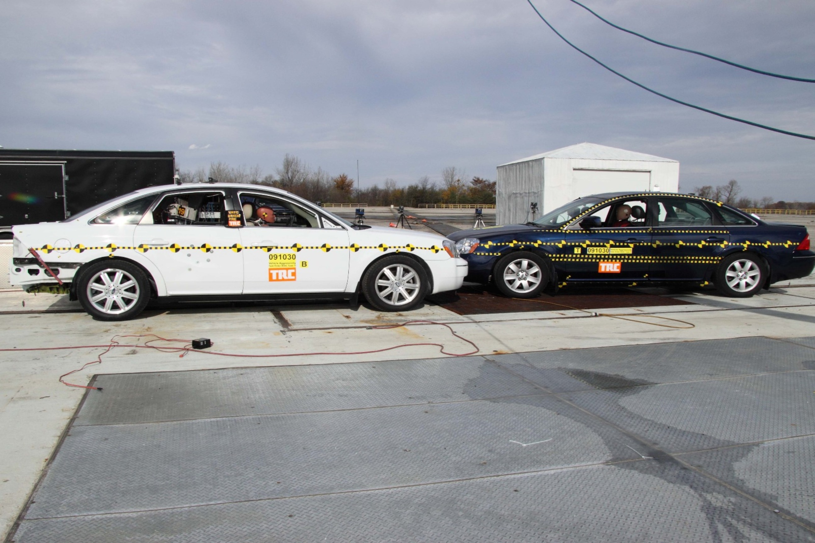 2007 FORD FIVE HUNDRED crash image