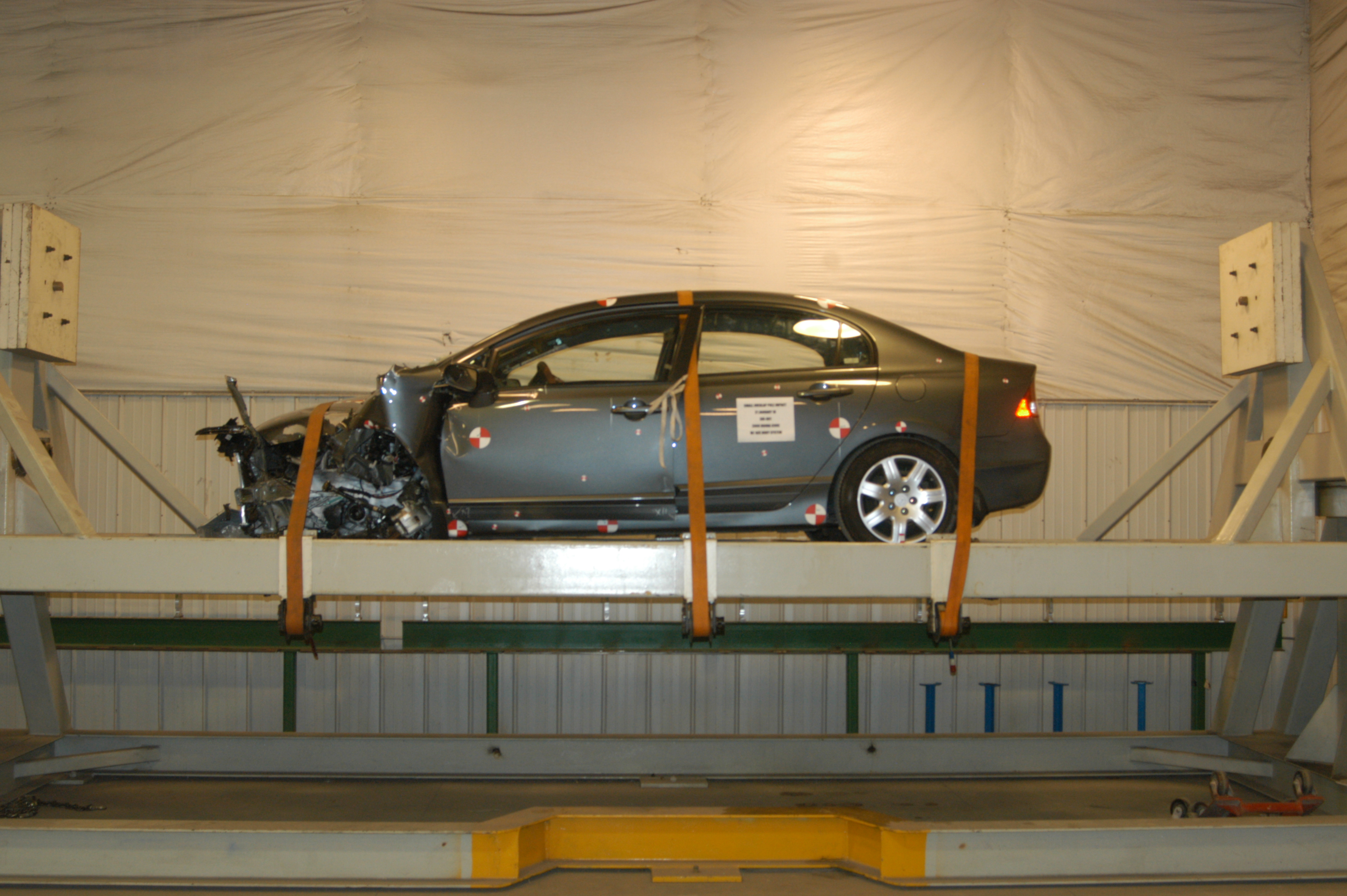 2009 HONDA CIVIC crash-test photo