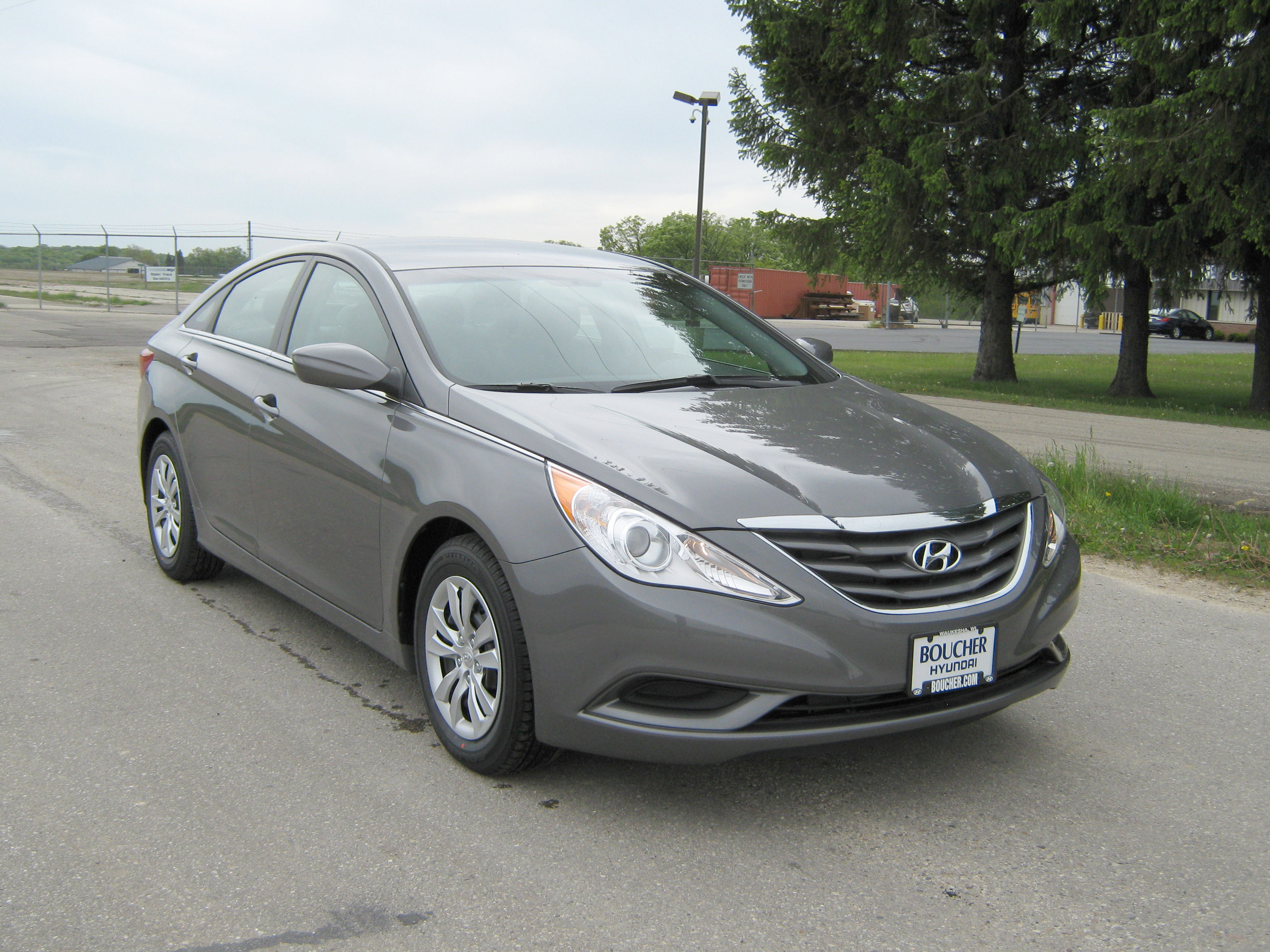 2011 HYUNDAI SONATA crash-test photo