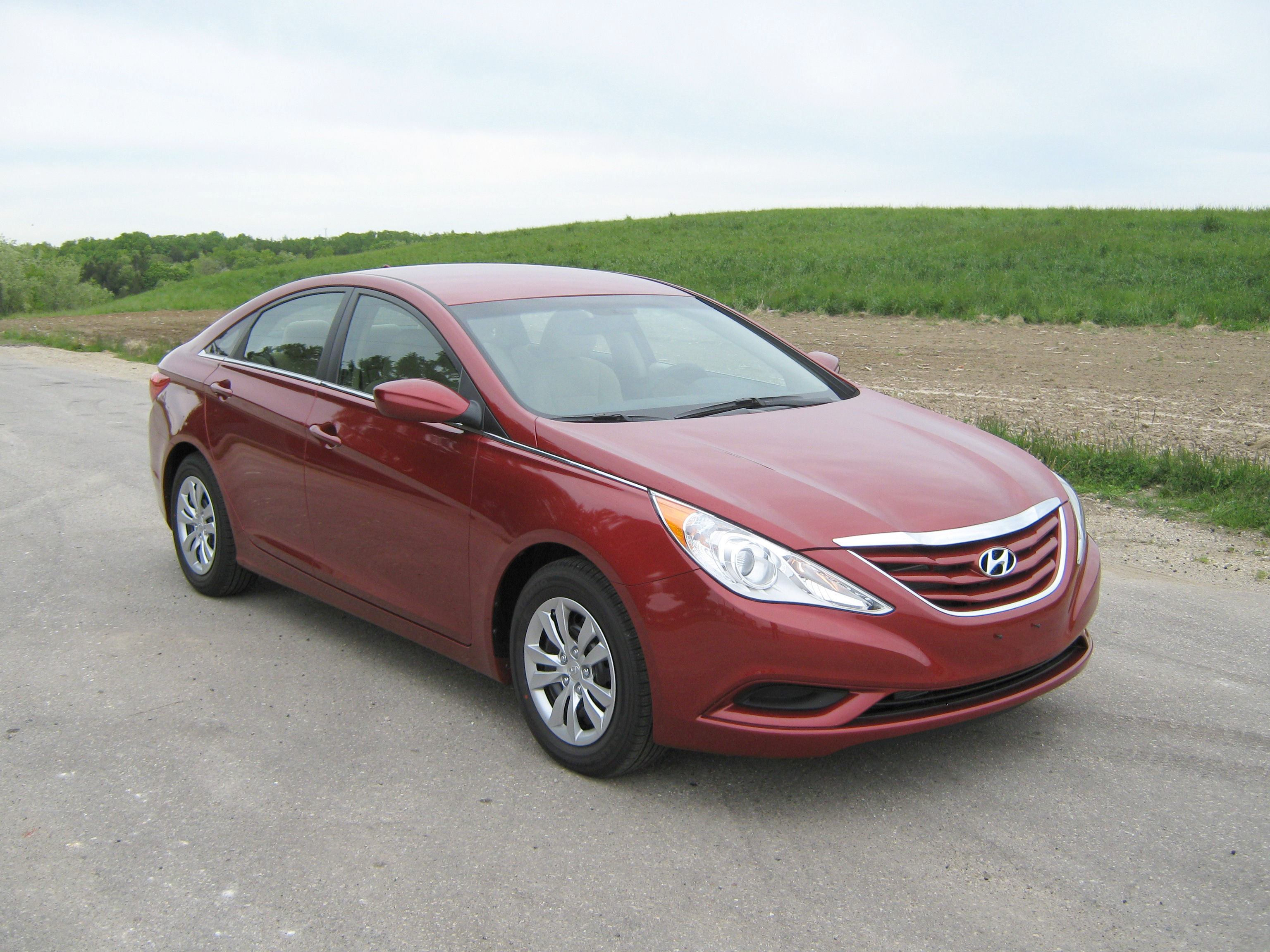 2011 HYUNDAI SONATA crash image