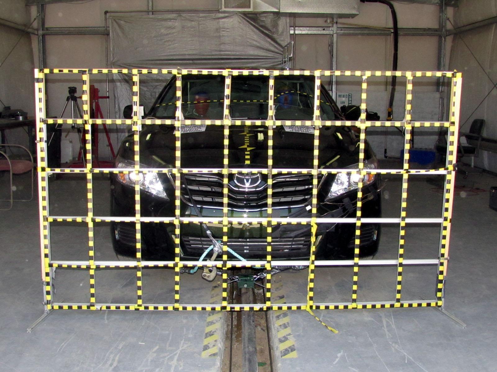 2011 TOYOTA CAMRY crash image