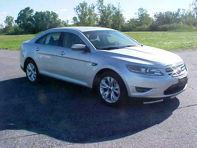 2011 FORD TAURUS crash image