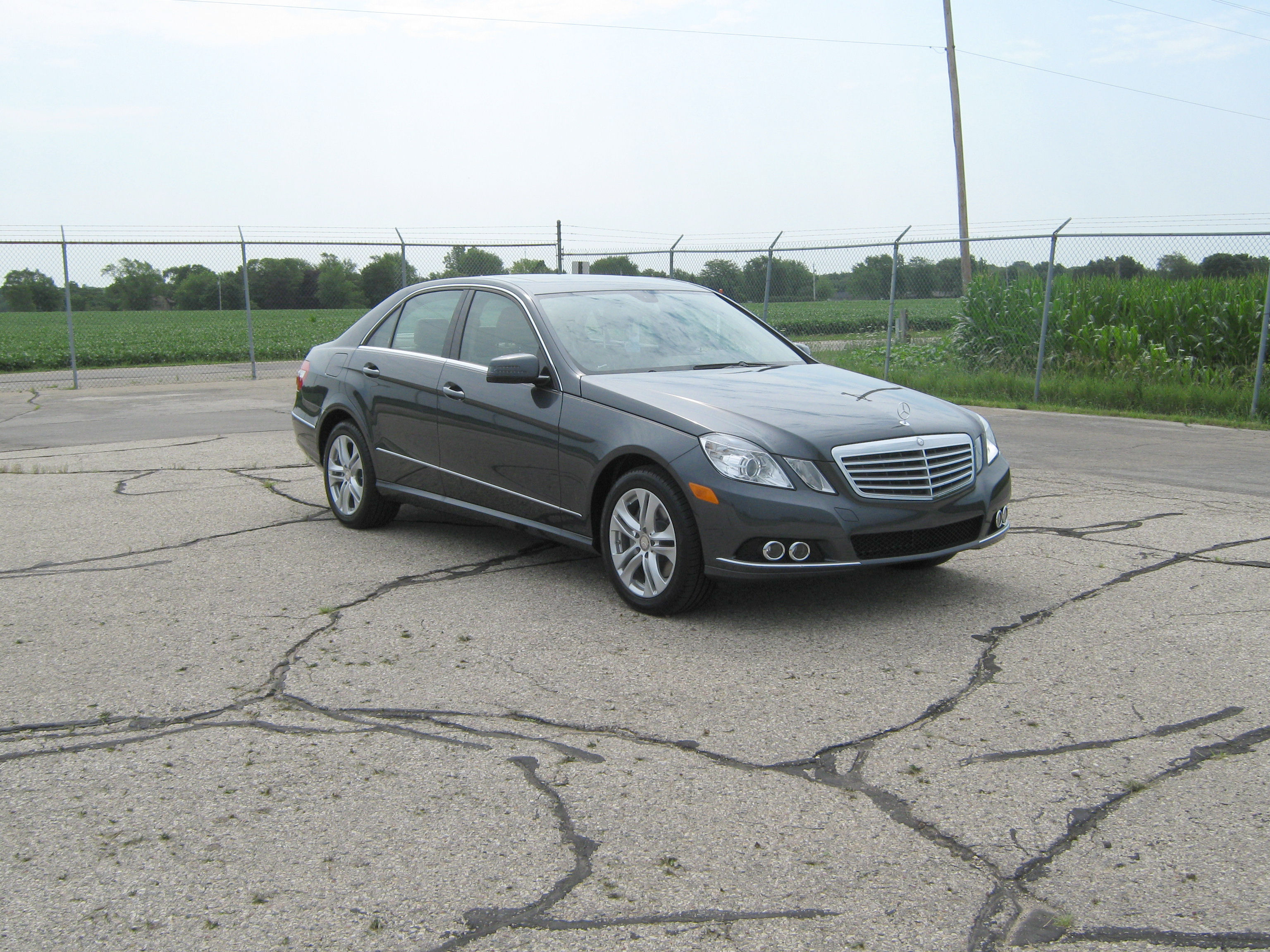 2010 MERCEDES E350 crash image